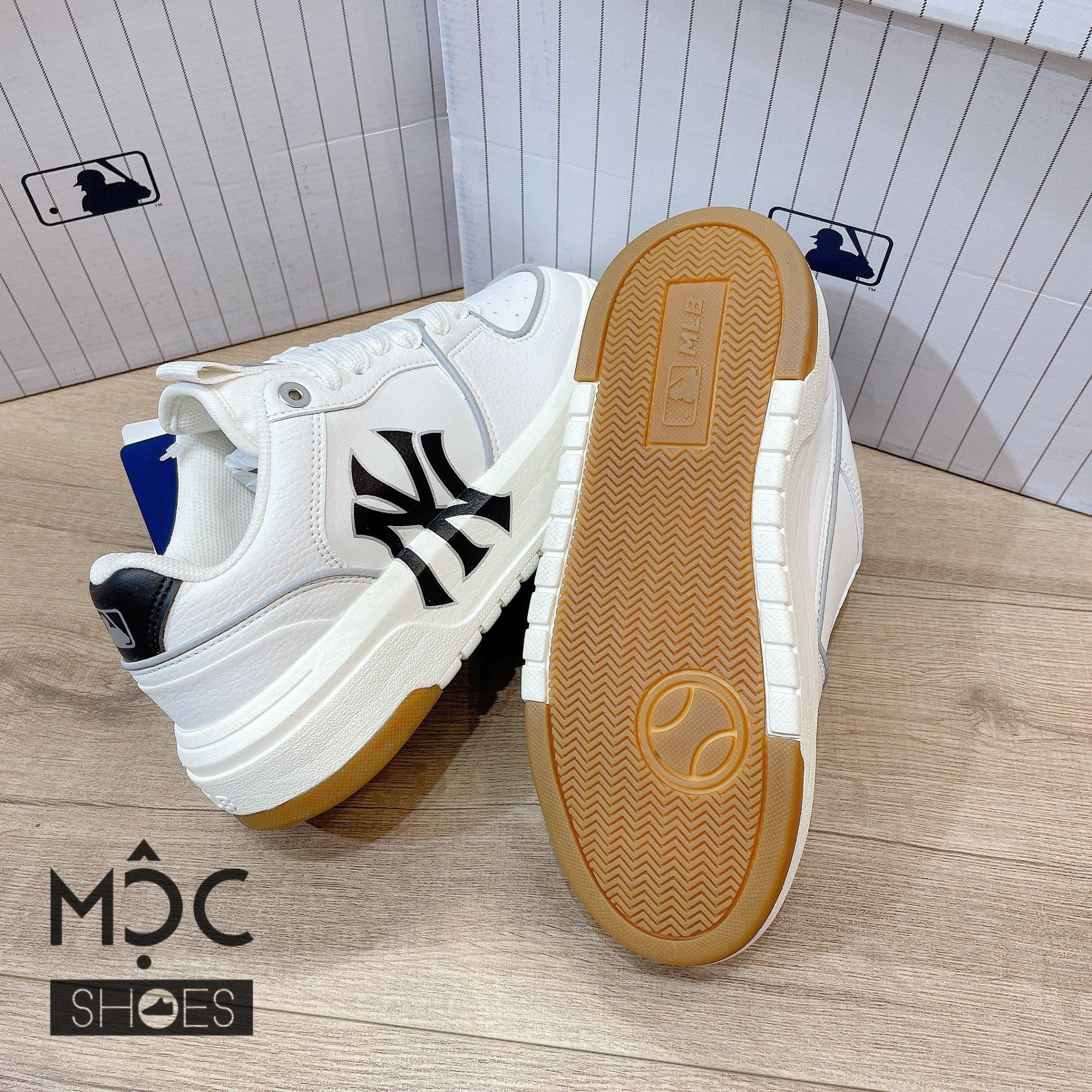 0602 - HÀNG CHÍNH HÃNG - GIÀY MLB CHUNKY LINER NEW YORK YANKEE MÀU VINTAGE KEM ĐẾ GUM -*CREAM* - CODE: 3ASXCA12N - 50IVS