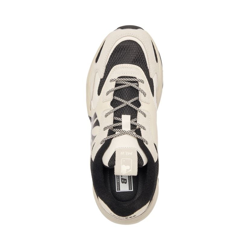 0610 - HÀNG CHÍNH HÃNG - GIÀY SNEAKER MLB CHUNKY LITE NEW YORK MÀU ĐEN - *BLACK/BEIGE* - CODE: 3ASHC311N - 50BKS