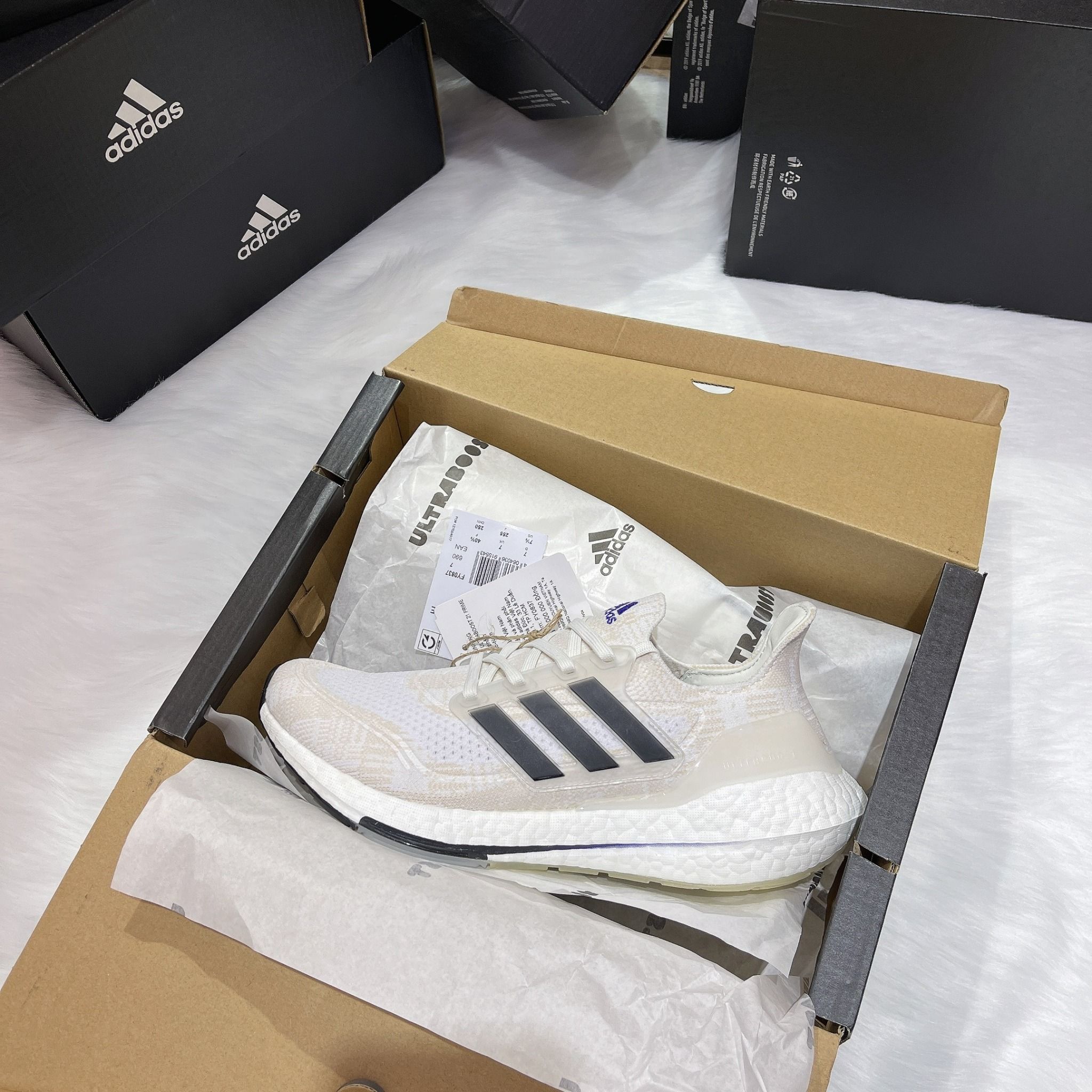 0613 - HÀNG CHÍNH HÃNG - GIÀY ADIDAS ULTRABOOST 21 PRIME MÀU TRẮNG KEM SỌC ĐEN - *WHITE/BEIGE* - Code: FY0837