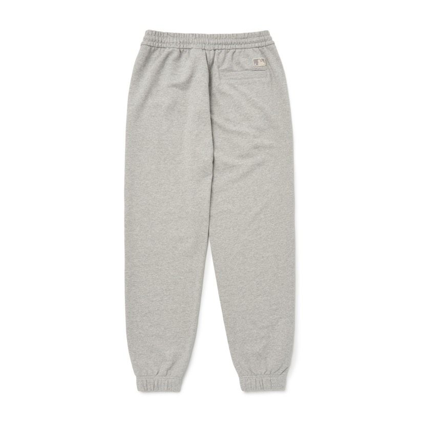 0657 - HÀNG CHÍNH HÃNG - QUẦN THỂ THAO JOGGER MLB BASIC LOGO NY MÀU XÁM - *GREY* - CODE: 3APTB0724-43MGS