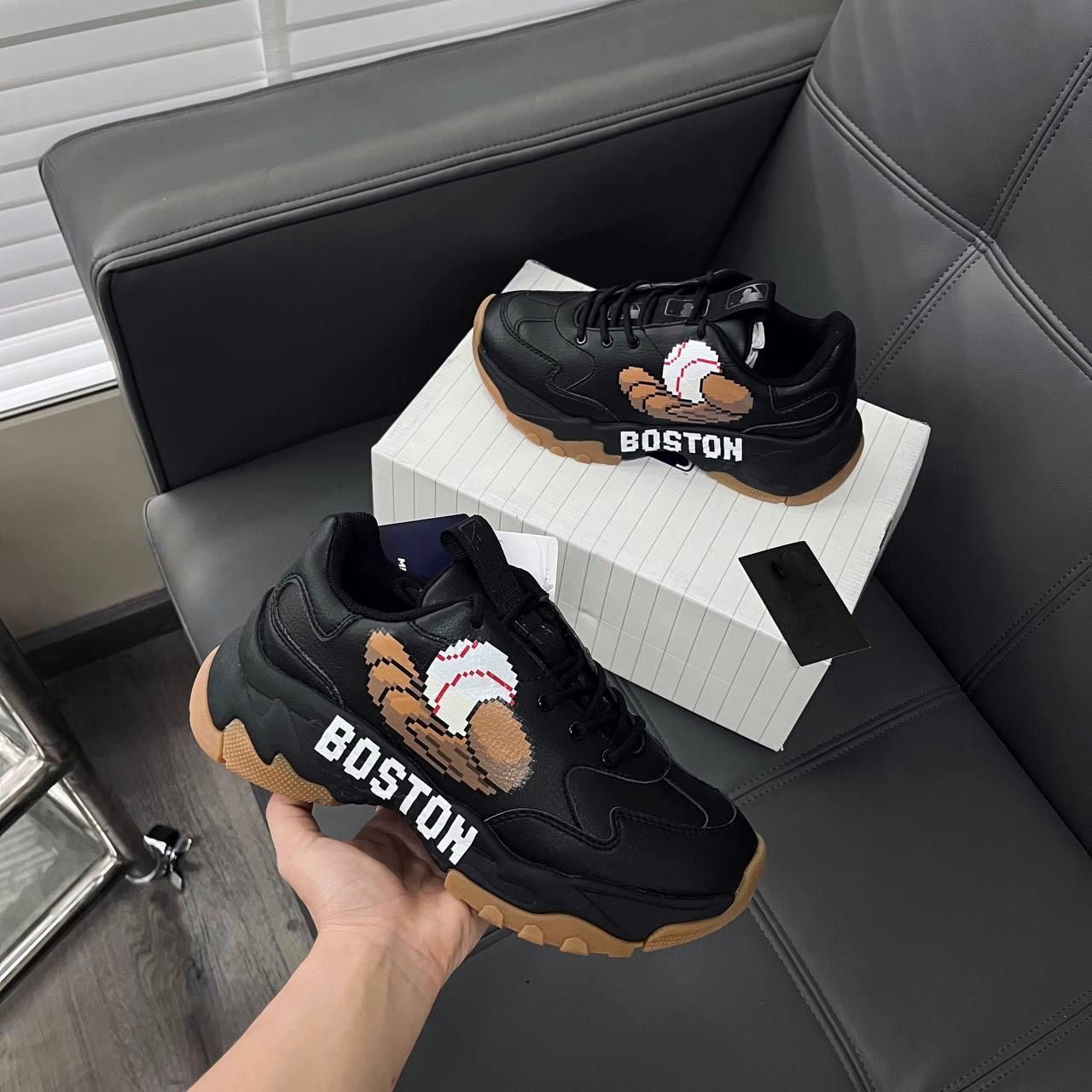 0639 - HÀNG CHÍNH HÃNG - GIÀY SNEAKER MLB BIG BALL CHUNKY BOSTON GLOVES MÀU ĐEN ĐẾ GUM - *BLACK/GUM* - CODE: 32SHCP111-43L