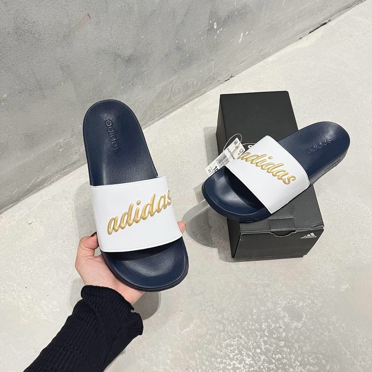 0676 - HÀNG CHÍNH HÃNG - DÉP ADIDAS ADILETTE SHOWER TRẮNG PHỐI XANH NAVY - *NAVY/WHITE* - CODE: GZ5930