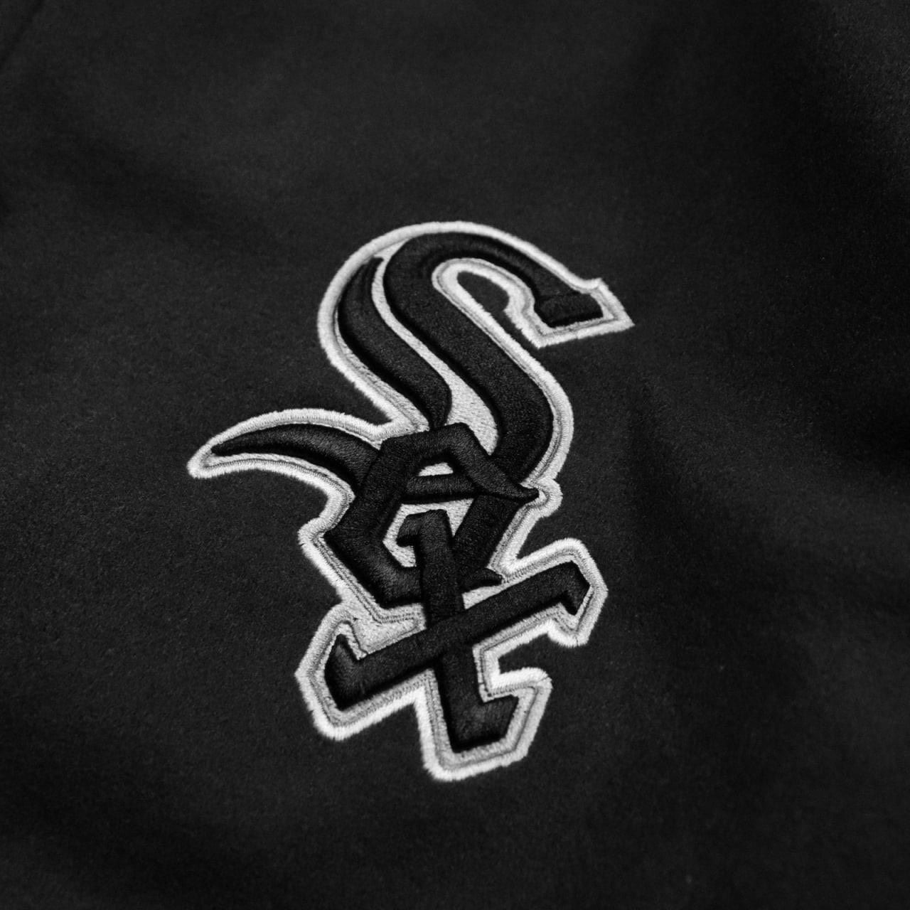 0716 - HÀNG CHÍNH HÃNG - ÁO KHOÁC BÓNG CHÀY VARSITY MARTINY X MLB CHICAGO MÀU ĐEN 2022 - *BLACK*
