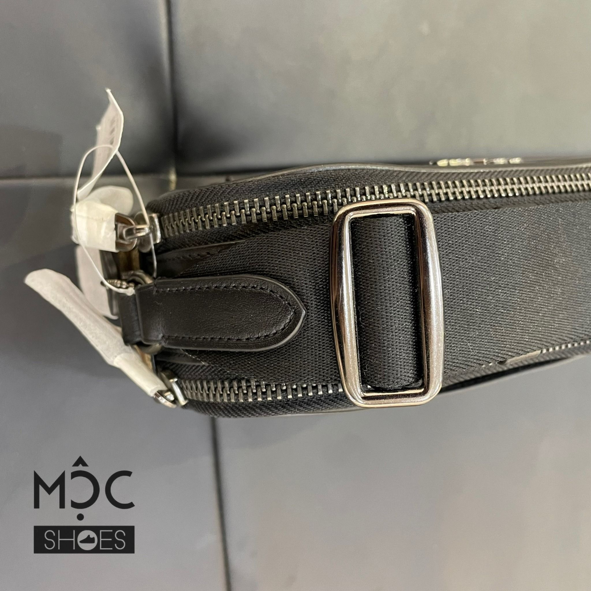 0763 - HÀNG CHÍNH HÃNG - TÚI ĐEO CHÉO COACH GRAHAM CROSSBODY IN SIGNATURE CANVAS MÀU NÂU VÀNG - *BROWN* - CODE: C4149