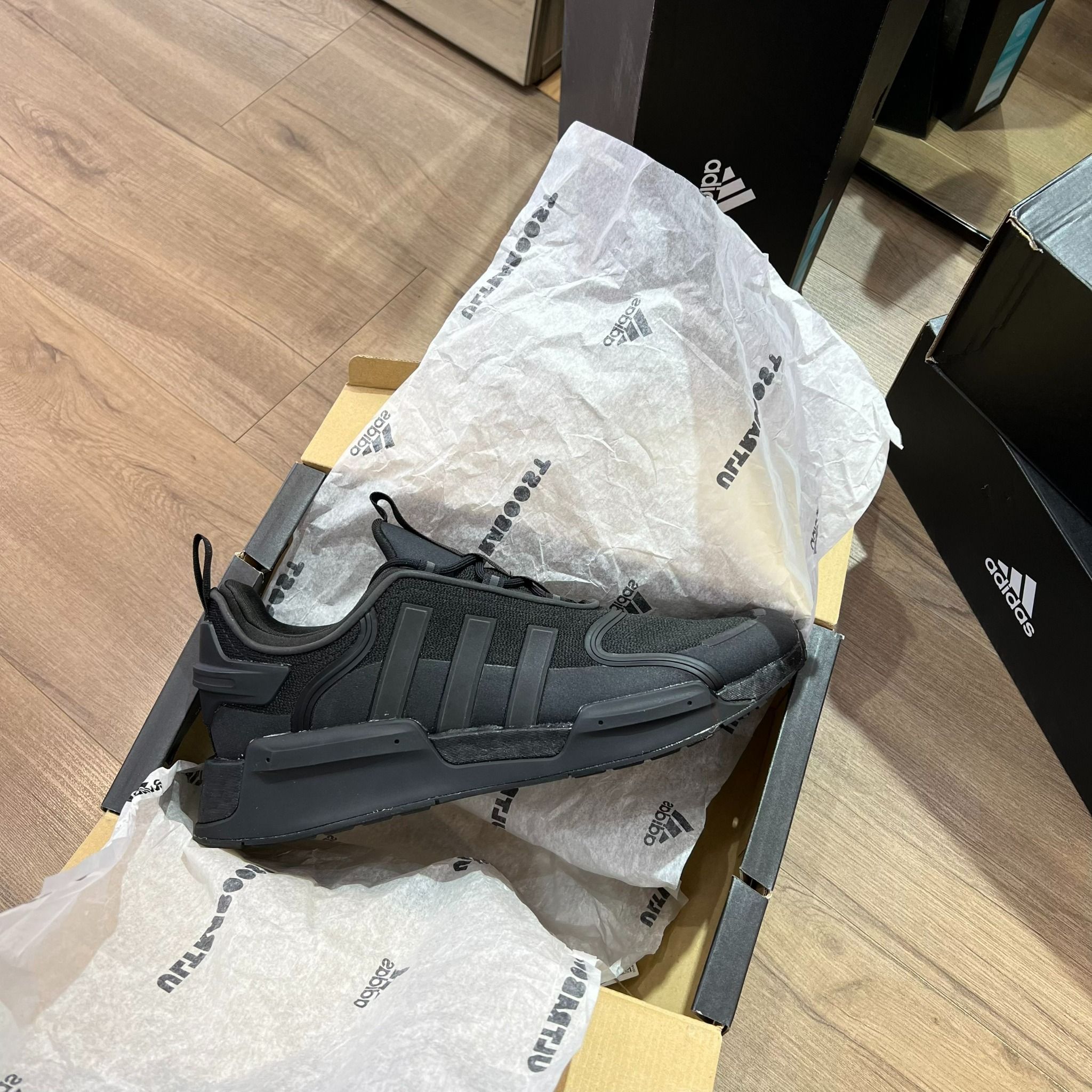 0787 - HÀNG CHÍNH HÃNG - GIÀY THỂ THAO ADIDAS NMD R1 V3 'ALL BLACK' MÀU ĐEN - *BLACK* - CODE: HP9833