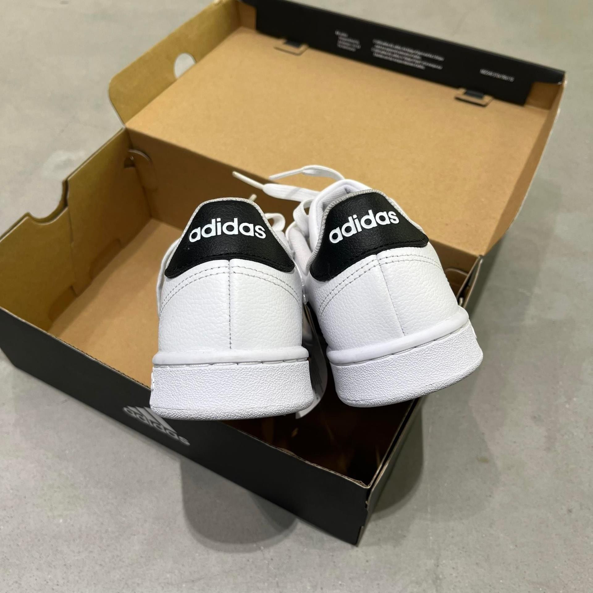0793 - HÀNG CHÍNH HÃNG - GIÀY ADIDAS GRAND COURT MÀU TRẮNG SỌC ĐEN PANDA NAM - *WHITE/BLACK* - CODE: F36392
