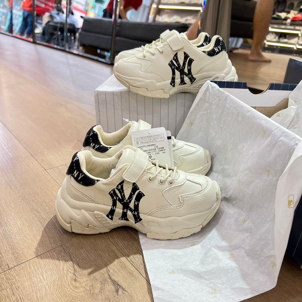 0795 - HÀNG CHÍNH HÃNG - GIÀY TRẺ EM MLB KID MONOGRAM MÀU BE ĐEN - *BLACK* - CODE: 7ASHCM11N