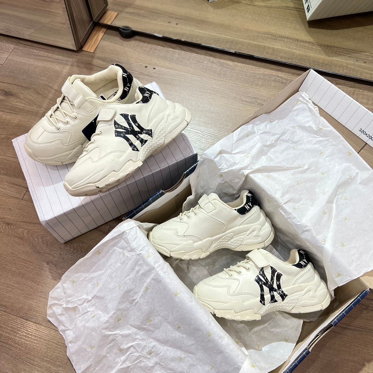0795 - HÀNG CHÍNH HÃNG - GIÀY TRẺ EM MLB KID MONOGRAM MÀU BE ĐEN - *BLACK* - CODE: 7ASHCM11N