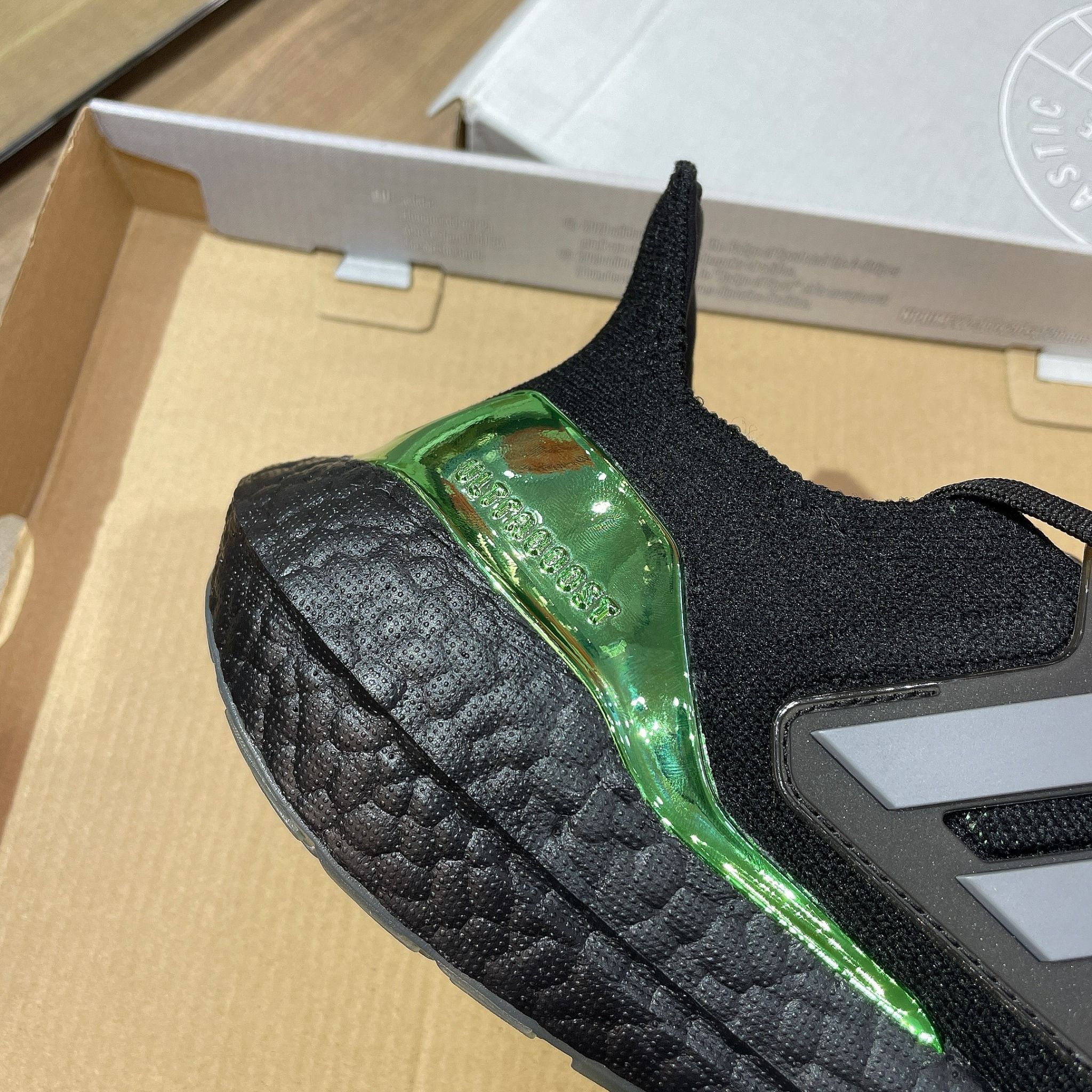 0798 - HÀNG CHÍNH HÃNG - GIÀY ADIDAS ULTRABOOST 22 ' IRON METALLIC' - *BLACK/GREEN* - CODE: FY0836