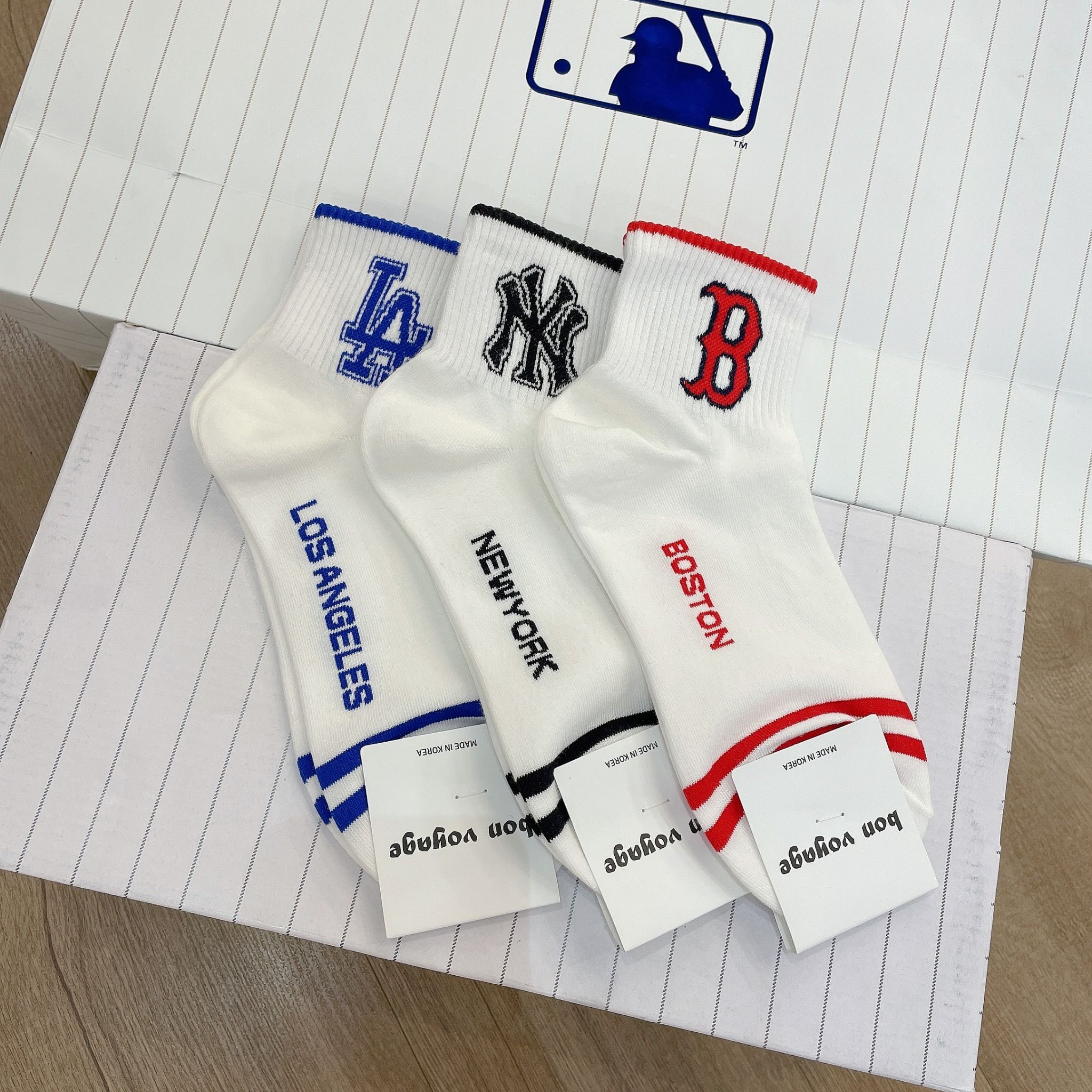 0808 - HÀNG CHÍNH HÃNG - VỚ TẤT KOREA X MLB CỔ LỬNG LOGO A'S GREEN XANH LÁ 2022 - *WHITE*