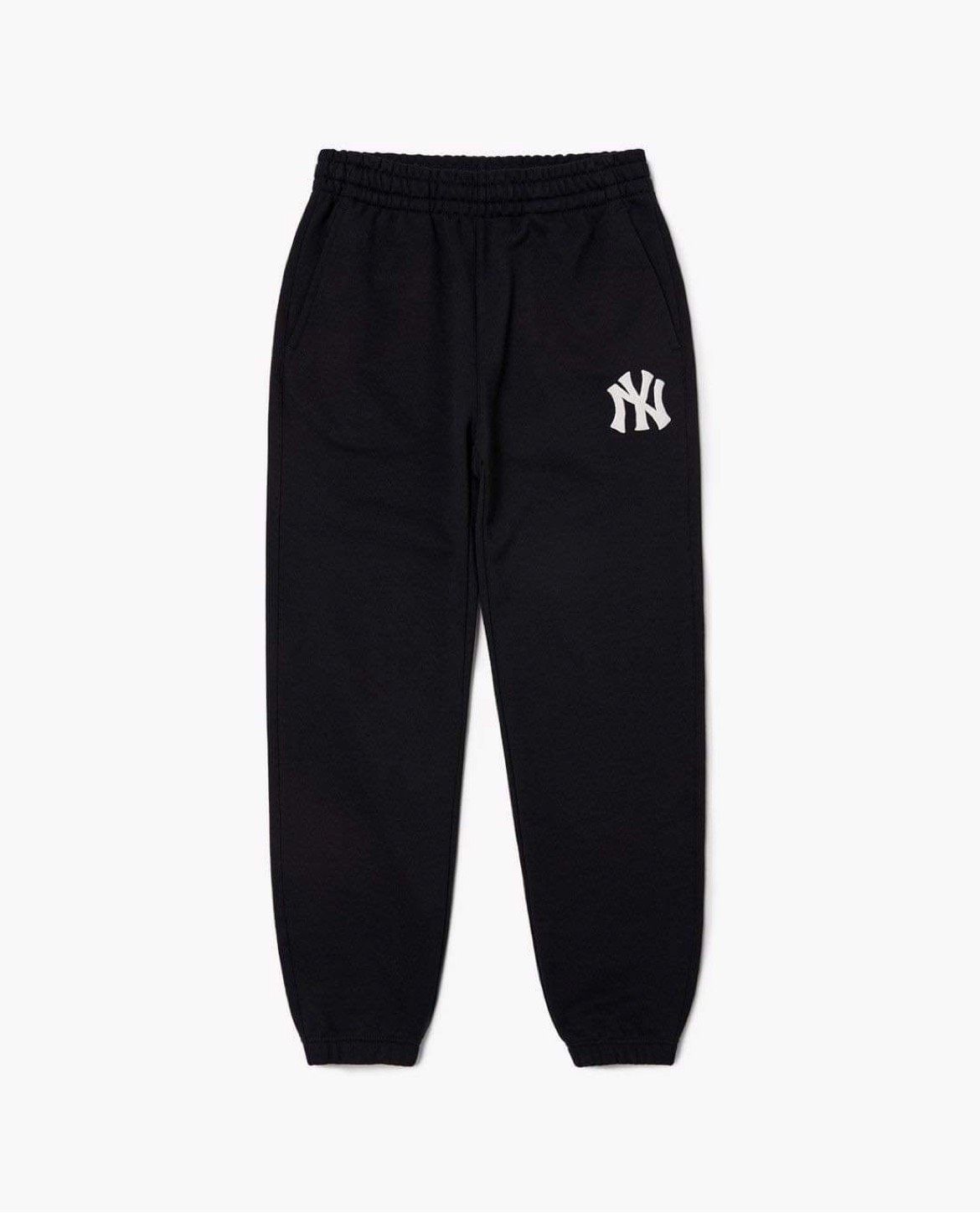 0818 - HÀNG CHÍNH HÃNG - QUẦN THỂ THAO JOGGER MLB LOGO NY IN NỔI TRẮNG MÀU ĐEN - *BLACK* - CODE: 3APTL0114-50BKS