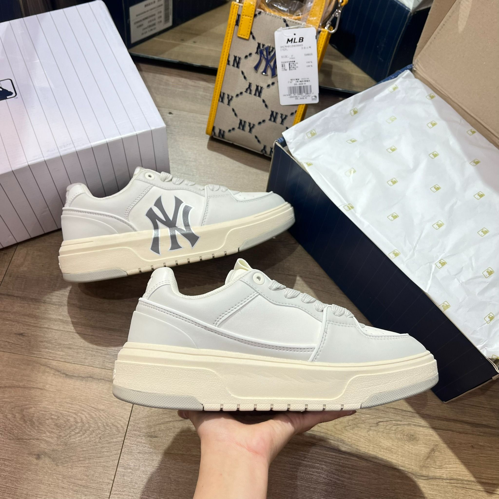 0823 - HÀNG CHÍNH HÃNG - GIÀY MLB CHUNKY LINER MÀU XÁM VINTAGE 2023 *GREY/BEIGE* - CODE: 3ASXCLB3N
