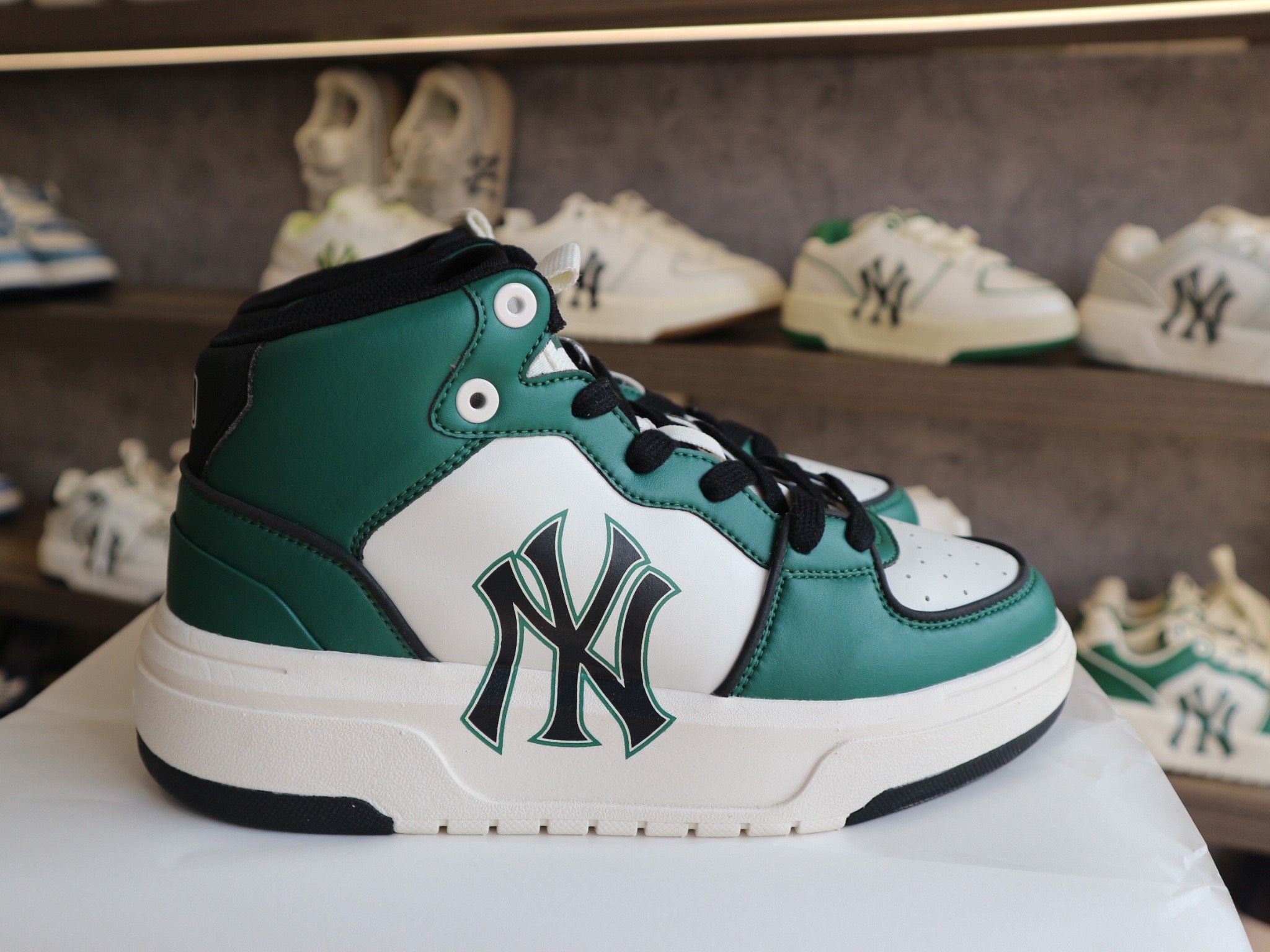0840 - HÀNG CHÍNH HÃNG - GIÀY MLB CHUNKY LINER HIGH MONOGRAM MÀU XANH LÁ - *GREEN/BLACK* - CODE: 3ASXCB12N-50GND