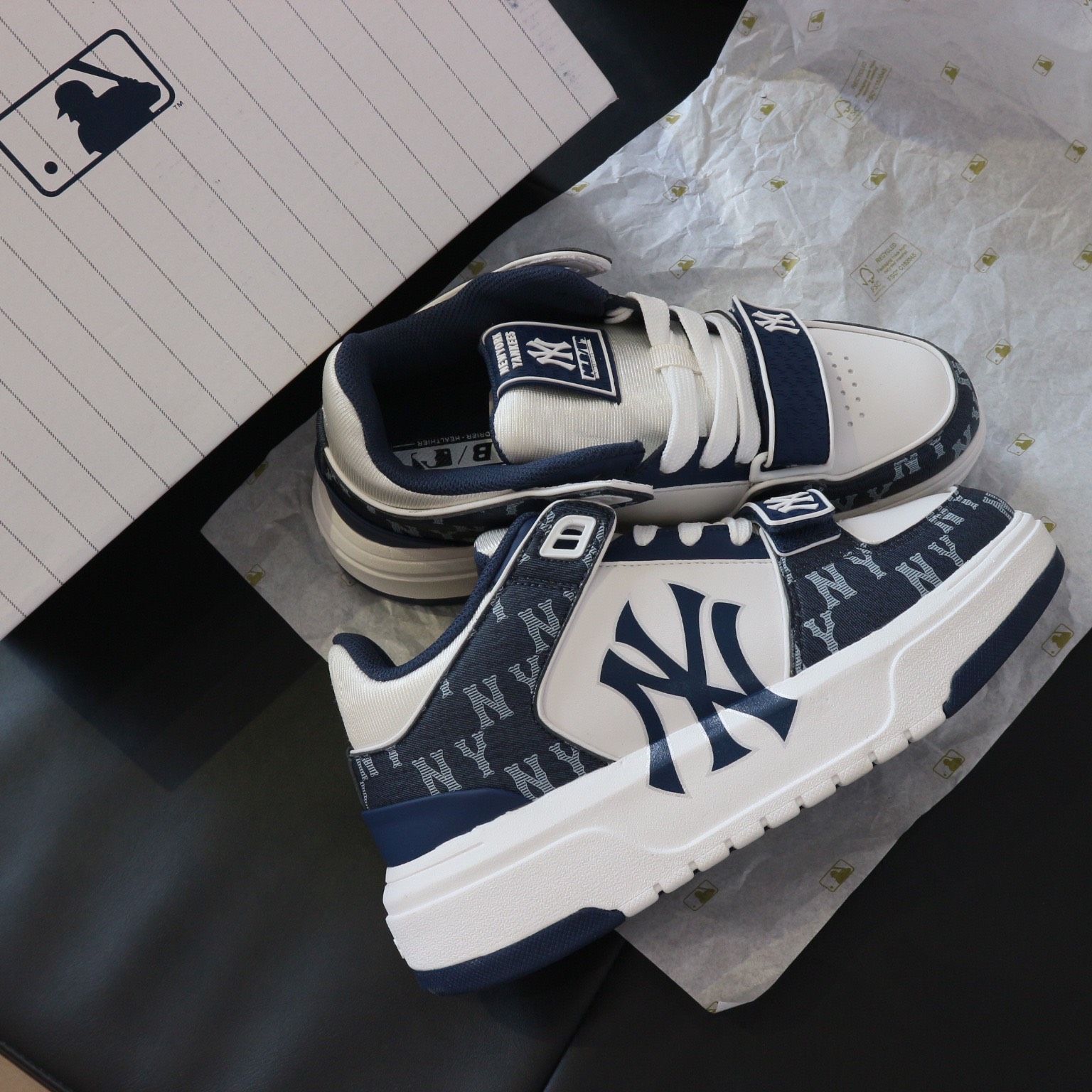 0838 - HÀNG CHÍNH HÃNG - GIÀY MLB CHUNKY LINER MID MONOGRAM MÀU XANH NAVY - *NAVY/WHITE* - CODE: 3ASXLM13N