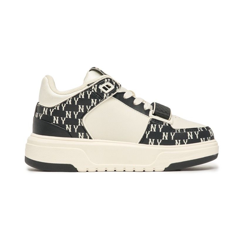 0836 - HÀNG CHÍNH HÃNG - GIÀY MLB CHUNKY LINER MID MONOGRAM MÀU ĐEN TRẮNG - *BLACK/WHITE* - CODE: 3ASXLM13N-50BKS