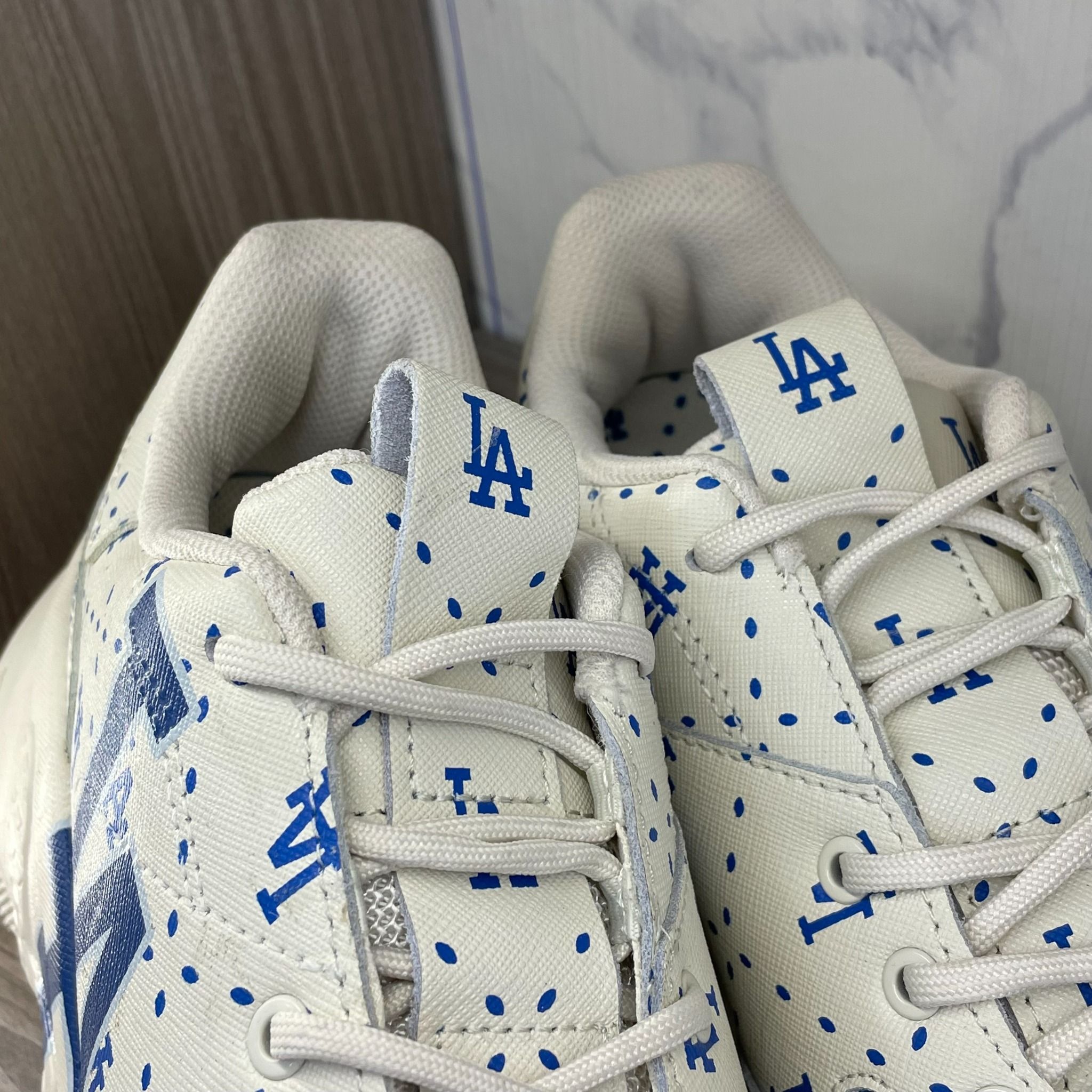 0863 - HÀNG CHÍNH HÃNG - GIÀY SNEAKER MLBSAFFIANO DIAMOND - BE XANH - * BEGIE * Code: 3ASHMS13N 07IVS