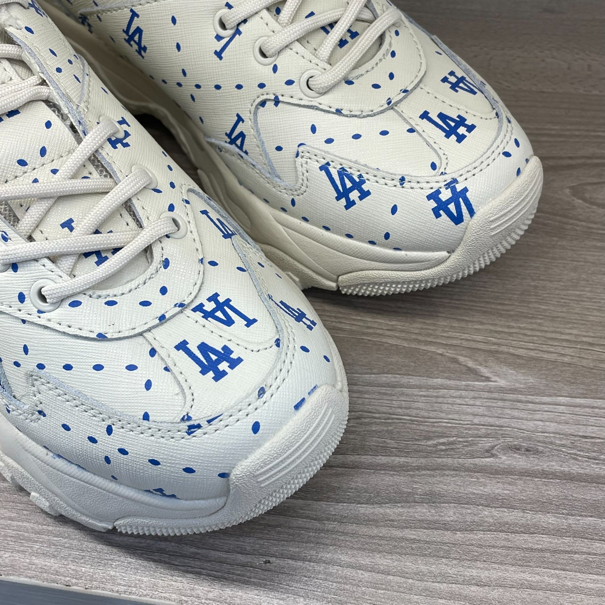 0863 - HÀNG CHÍNH HÃNG - GIÀY SNEAKER MLBSAFFIANO DIAMOND - BE XANH - * BEGIE * Code: 3ASHMS13N 07IVS