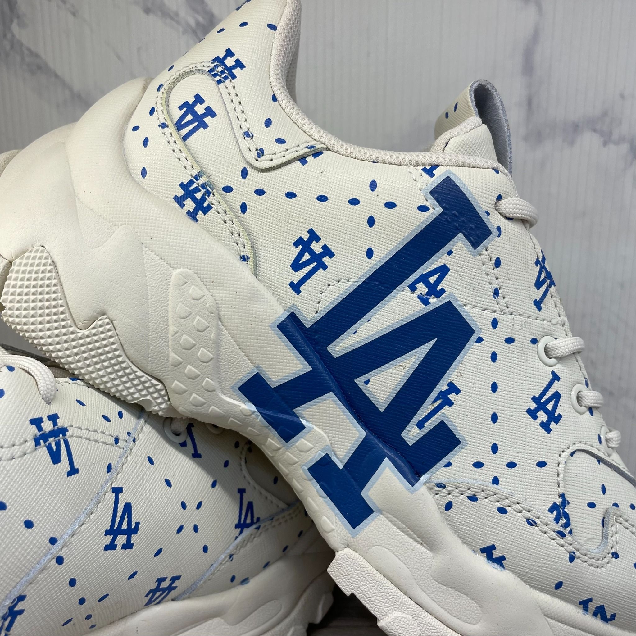 0863 - HÀNG CHÍNH HÃNG - GIÀY SNEAKER MLBSAFFIANO DIAMOND - BE XANH - * BEGIE * Code: 3ASHMS13N 07IVS
