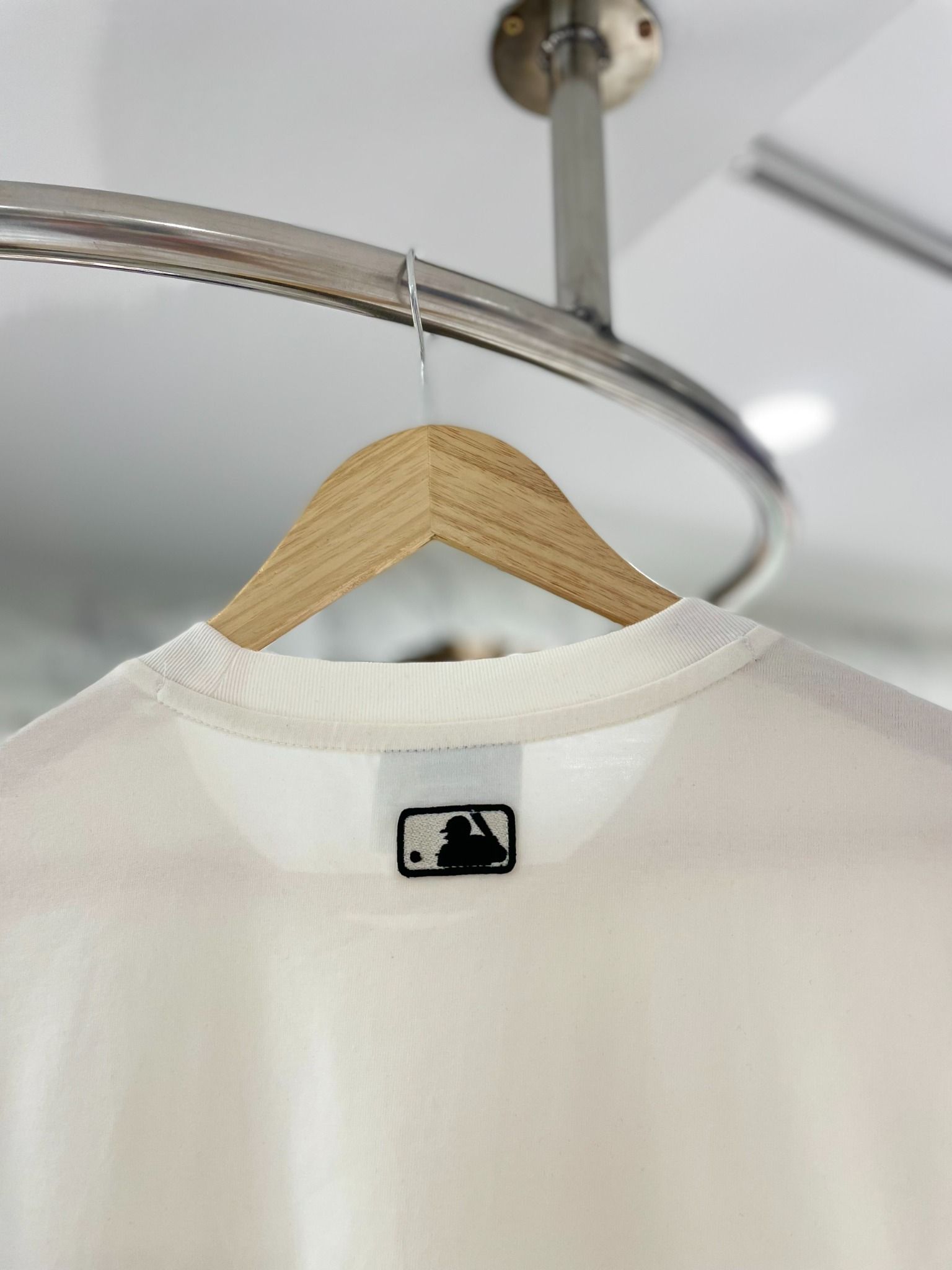0873 - HÀNG CHÍNH HÃNG - ÁO THUN MLB - YANKEES *KEM*