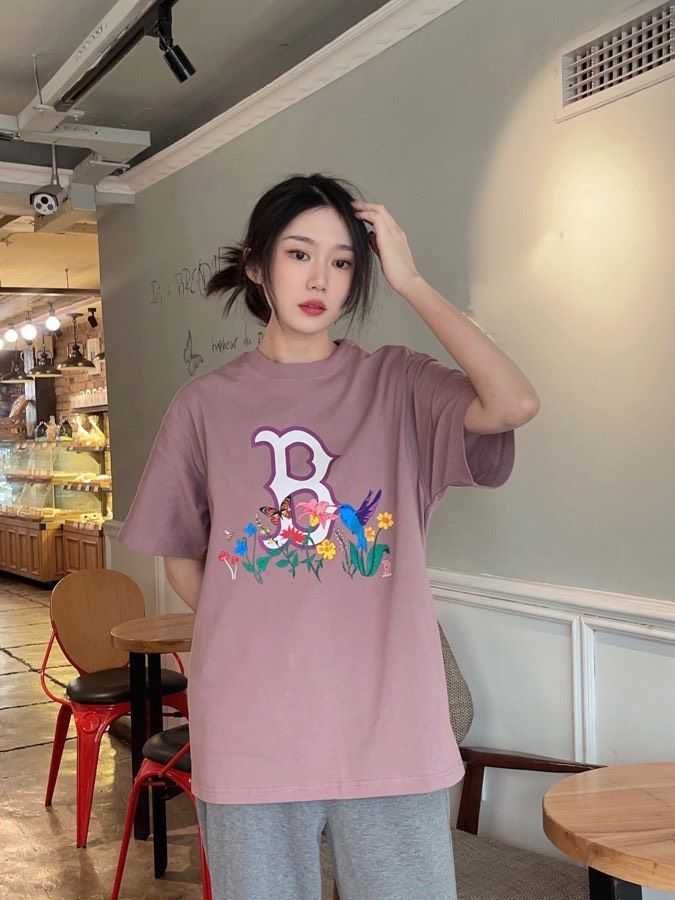 0878 - HÀNG CHÍNH HÃNG - ÁO THUN NEW ERA - LOGO B HOA HÒE - * HỒNG * CODE:
