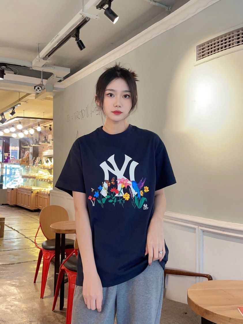 0880 - HÀNG CHÍNH HÃNG - ÁO THUN NEW ERA - LOGO NY HOA HÒE - * NAVY * CODE: