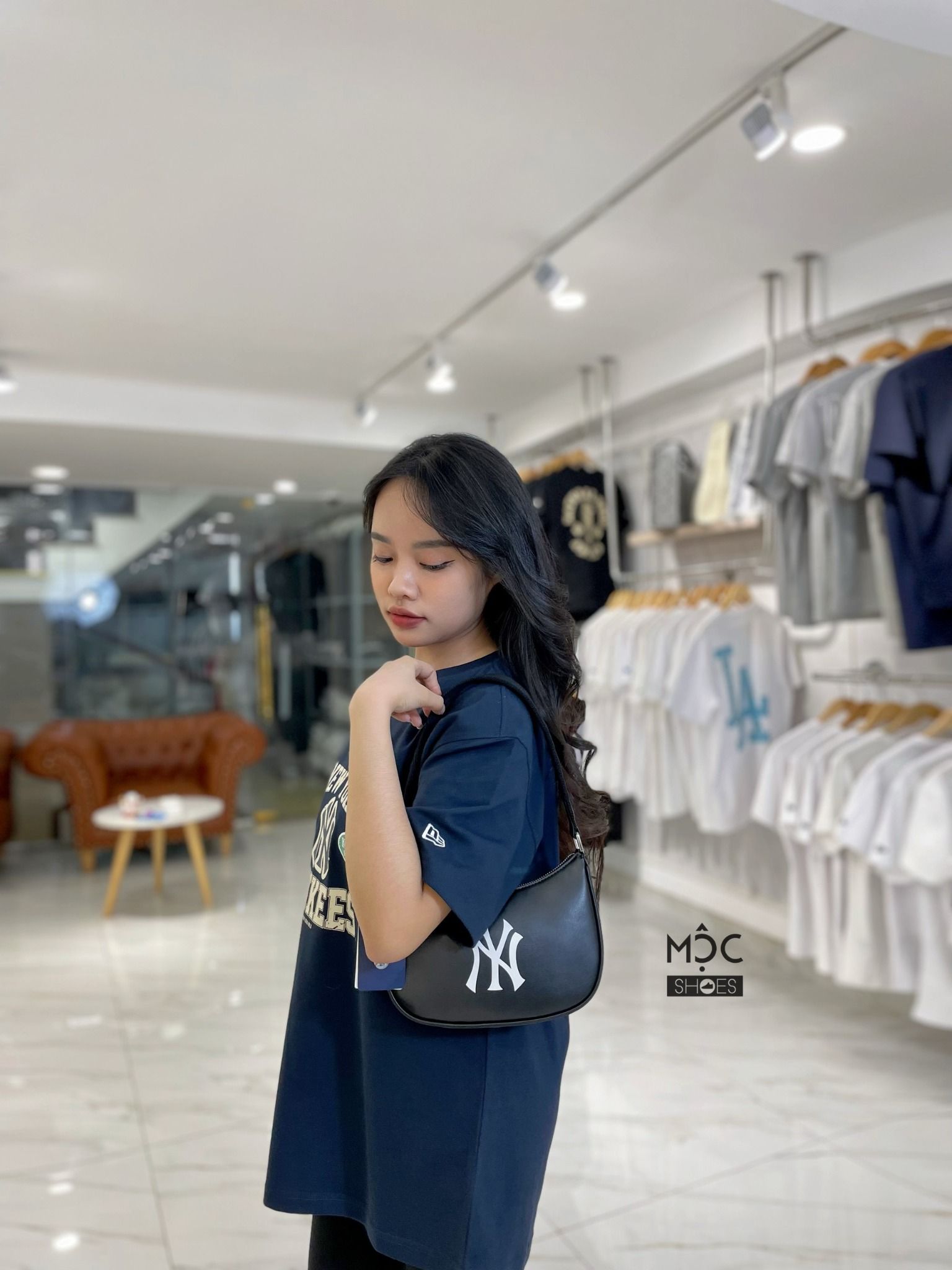 0893 - HÀNG CHÍNH HÃNG - ÁO THUN NEW ERA - SHORT SLEEVES YANKEES NY * NAVY *CODE : 13274190