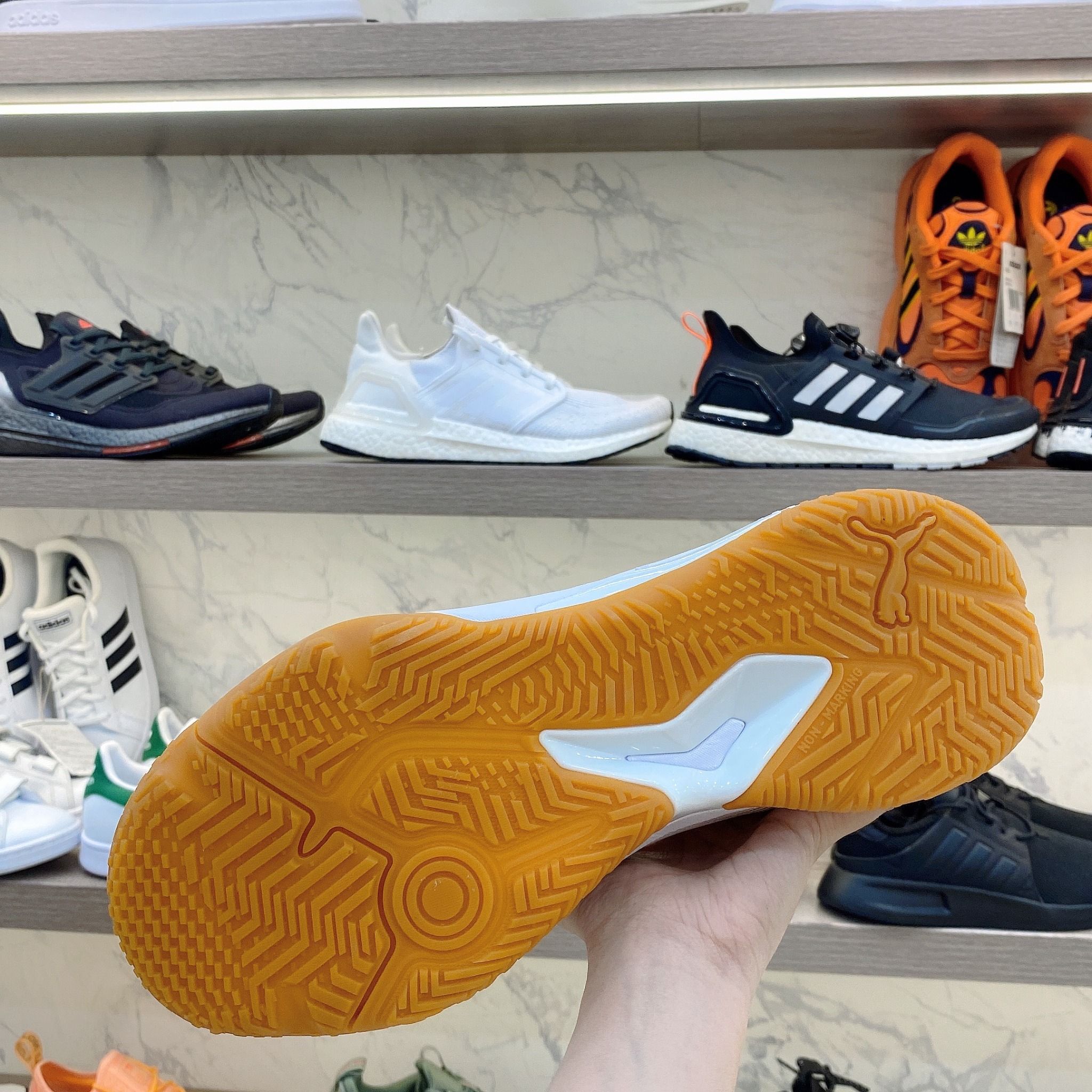 0905 - HÀNG CHÍNH HÃNG - GIÀY PUMA Solarflash II - TRẮNG ĐẾ GUM