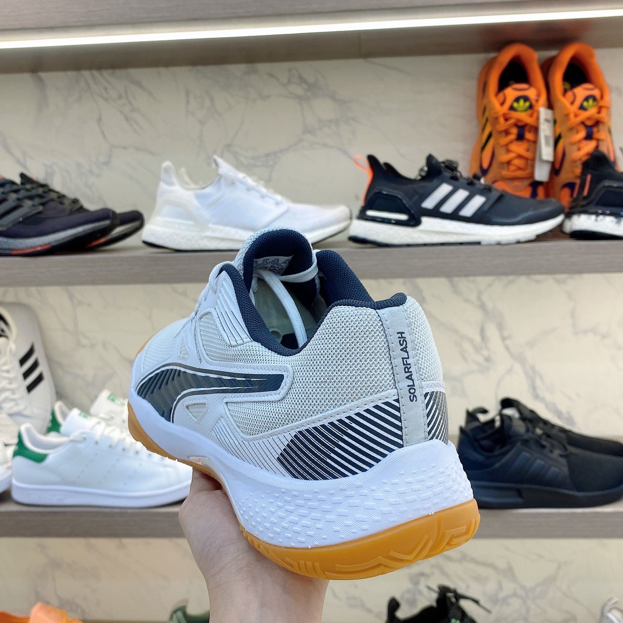 0905 - HÀNG CHÍNH HÃNG - GIÀY PUMA Solarflash II - TRẮNG ĐẾ GUM