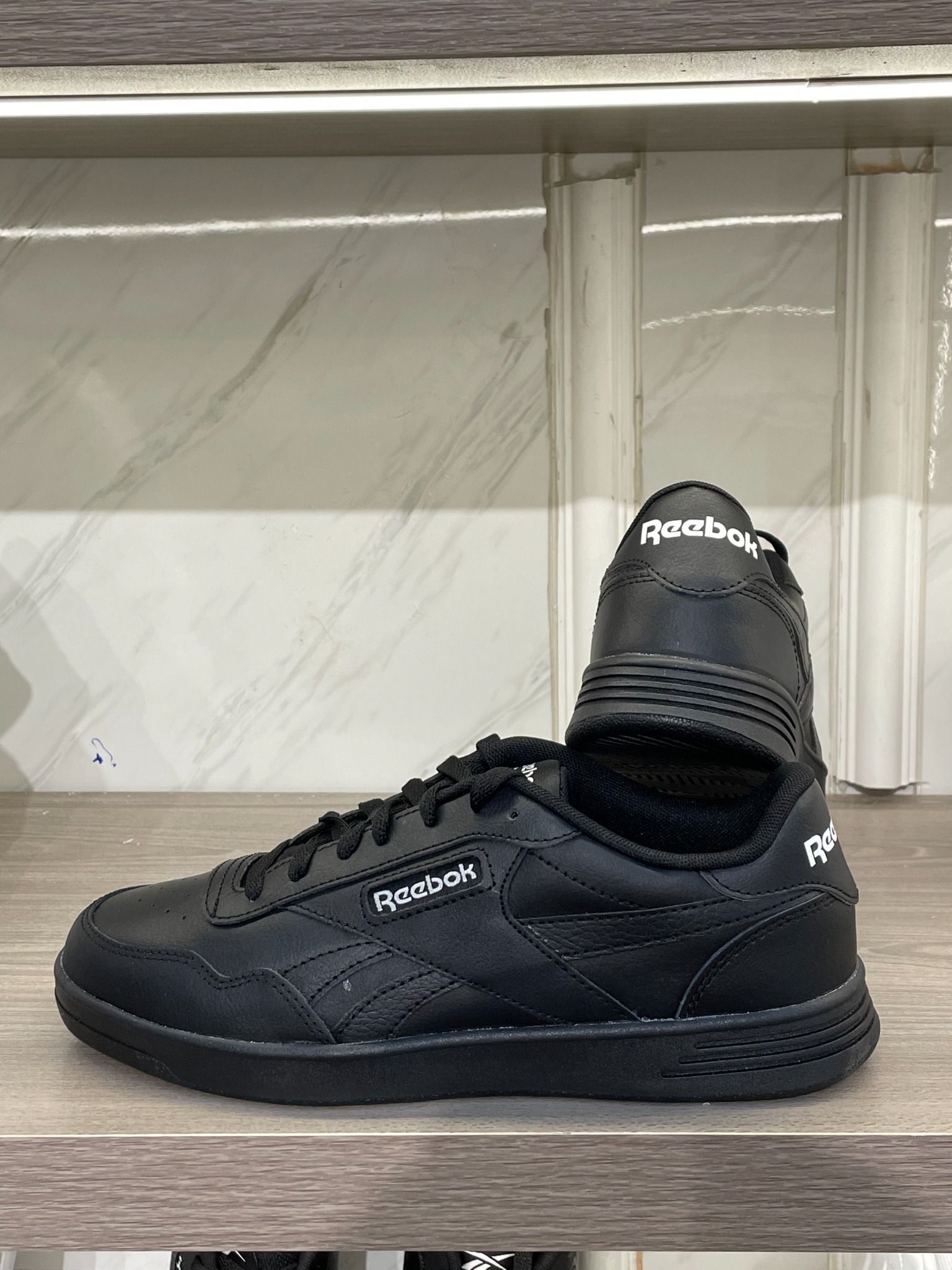 0938 - *CHÍNH HÃNG* - GIÀY REEBOK - ĐẾ BẰNG - FULL ĐEN (5437)