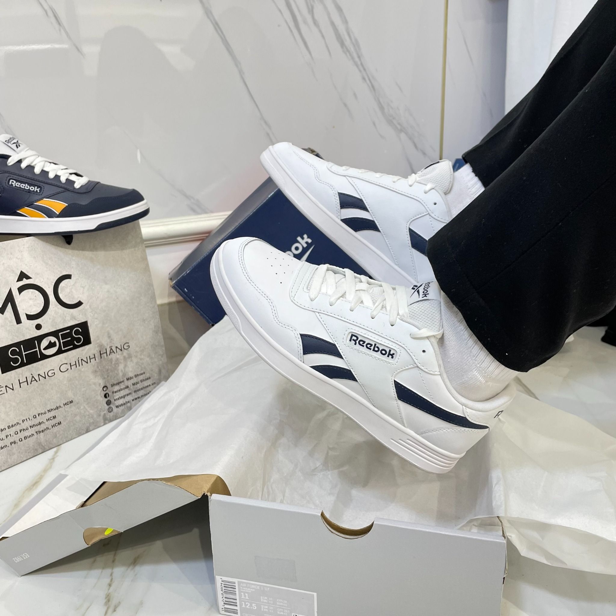 0932 - *CHÍNH HÃNG* - GIÀY REEBOK - ĐẾ BẰNG - TRẮNG - NAVY (5429)