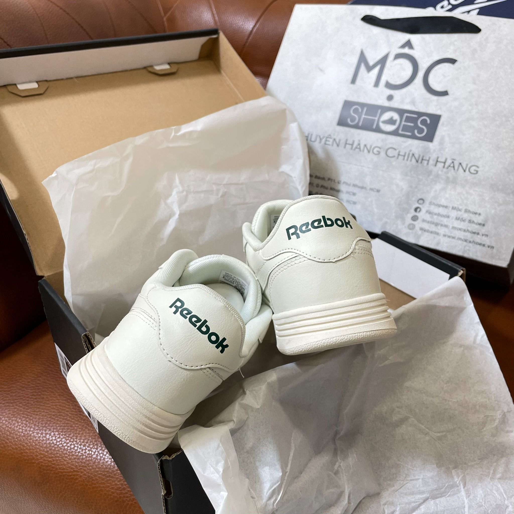 0936 - *CHÍNH HÃNG* - GIÀY REEBOK - ĐẾ BẰNG - NGÀ - (5436)