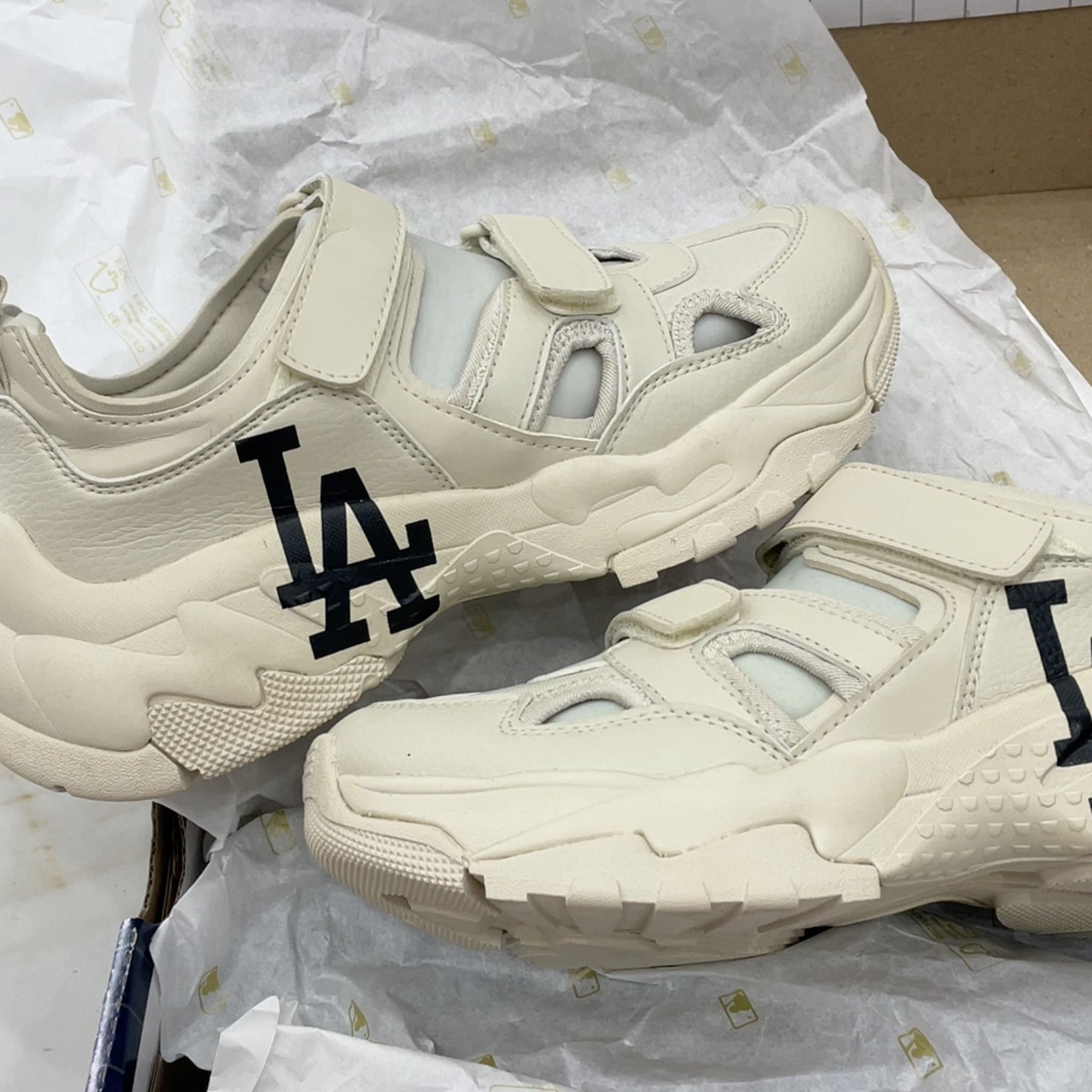 1018 - HÀNG CHÍNH HÃNG - GIÀY SANDAL - MLB BIG BALL CHUNKY MASK LOS ANGELES DOGERS - CODE: 33ASDCH133-07CRS