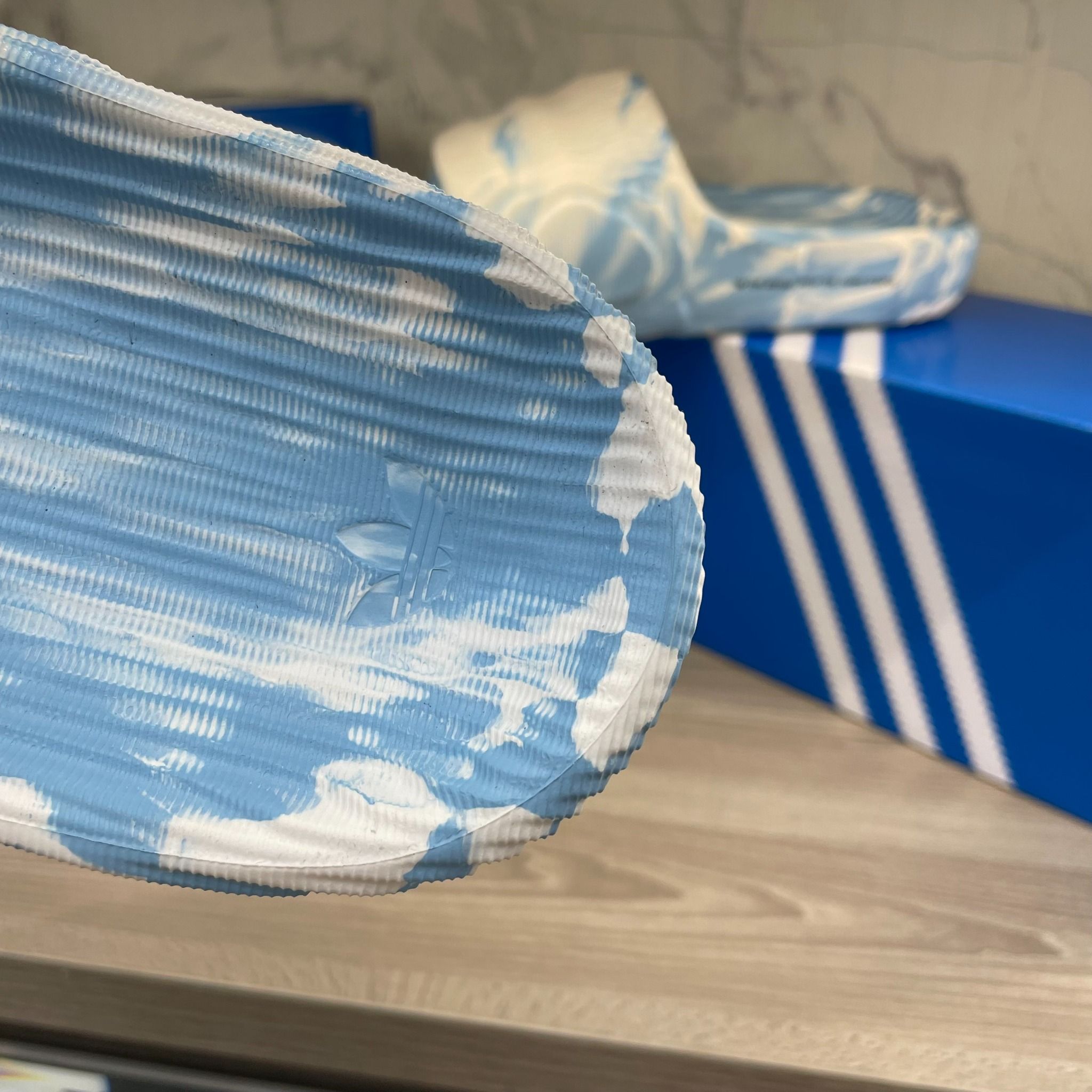 1015 - HÀNG CHÍNH HÃNG - DÉP ADIDAS 22 - BẬC THANG * Xanh Biển Loang Màu * -
