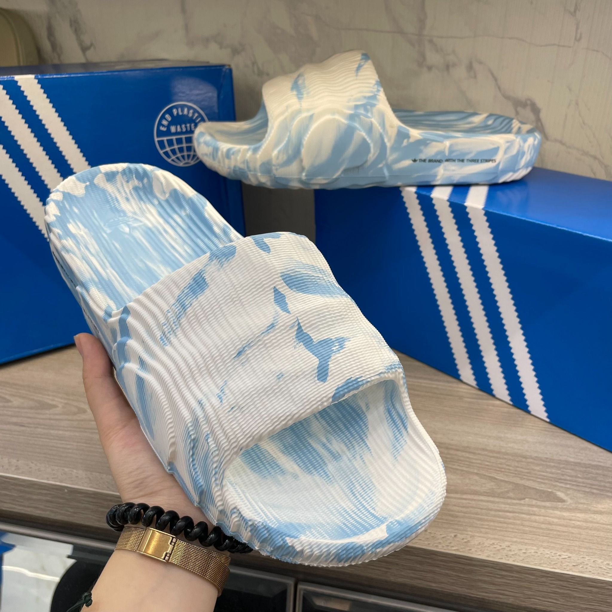1015 - HÀNG CHÍNH HÃNG - DÉP ADIDAS 22 - BẬC THANG * Xanh Biển Loang Màu * -