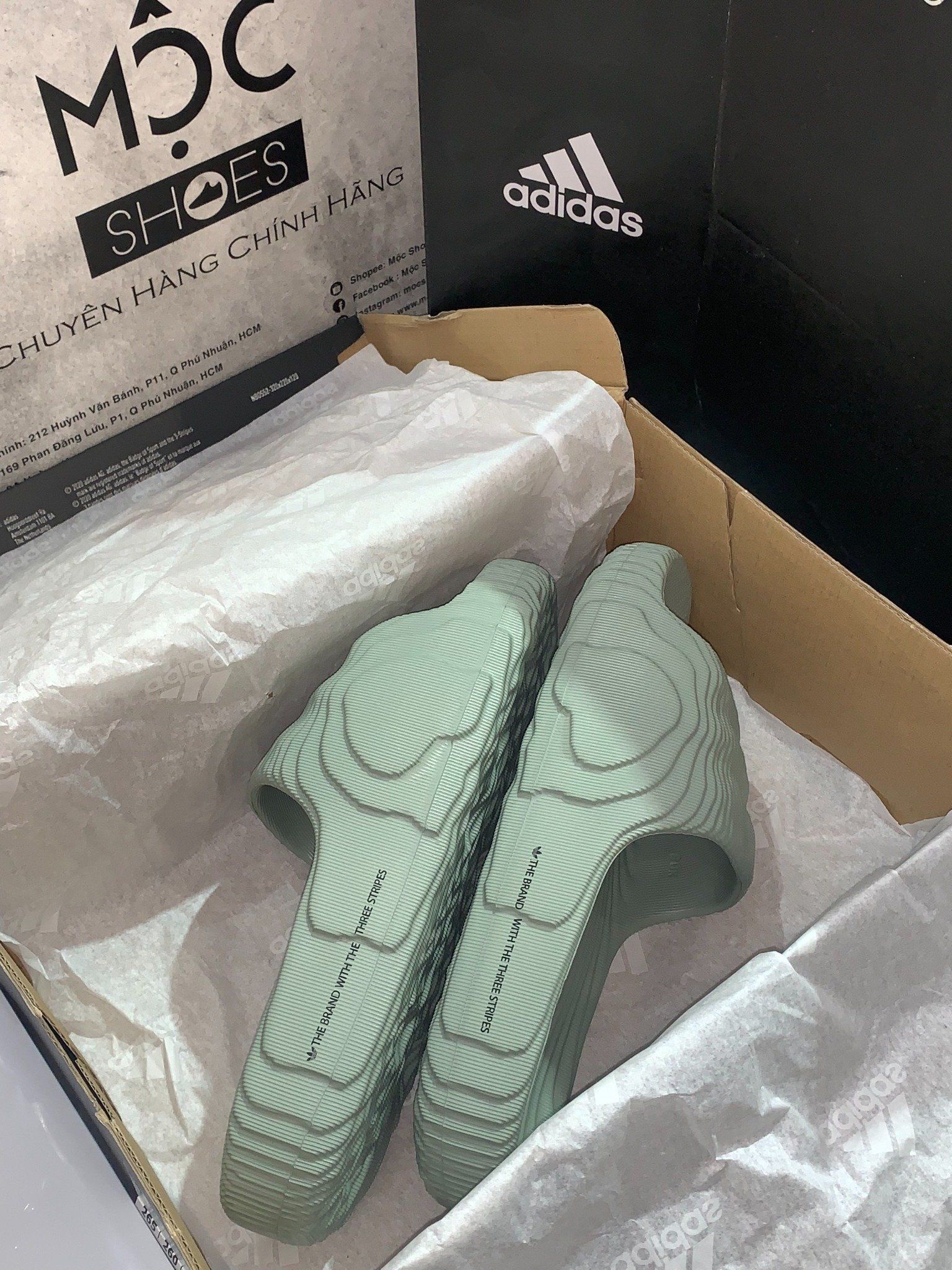 1065 - HÀNG CHÍNH HÃNG - DÉP ADIDAS 22 - BẬC THANG * XANH RÊU *