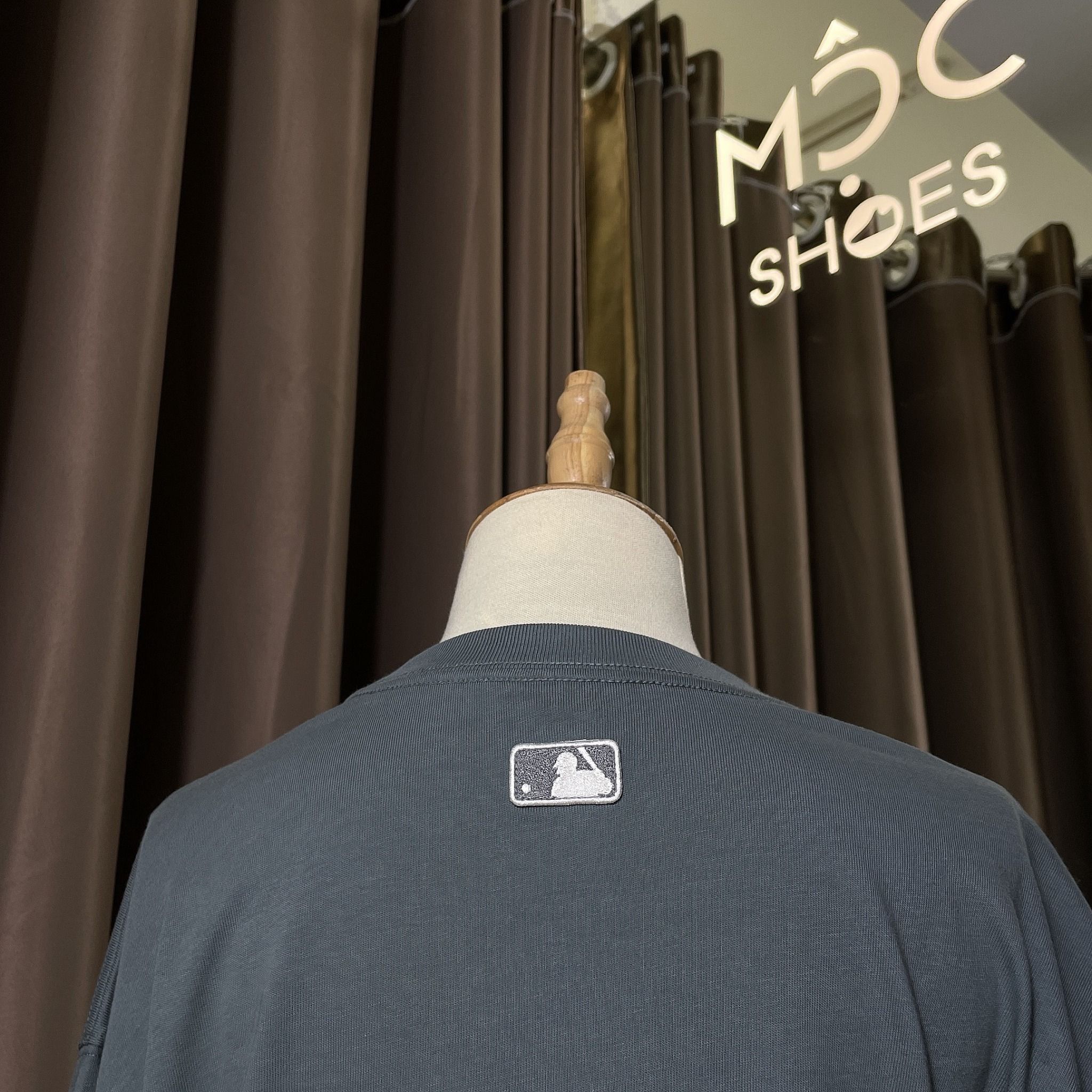 1085 - HÀNG CHÍNH HÃNG - ÁO THUN MLB MỎNG - RED SOX - XANH