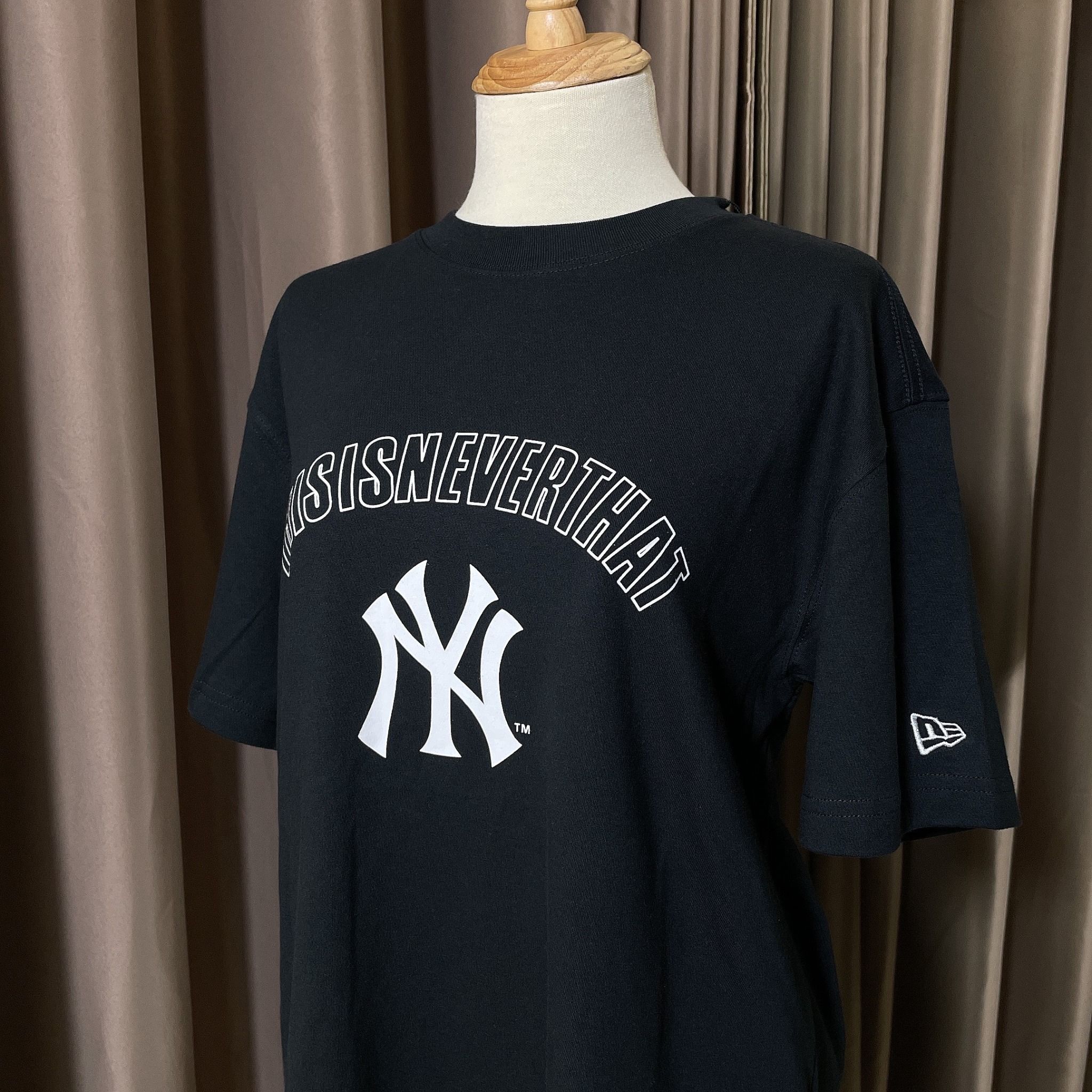 1096 - HÀNG CHÍNH HÃNG - ÁO THUN NEW ERA - THIS IS NEVER THAT - ĐEN - CODE: 12563387