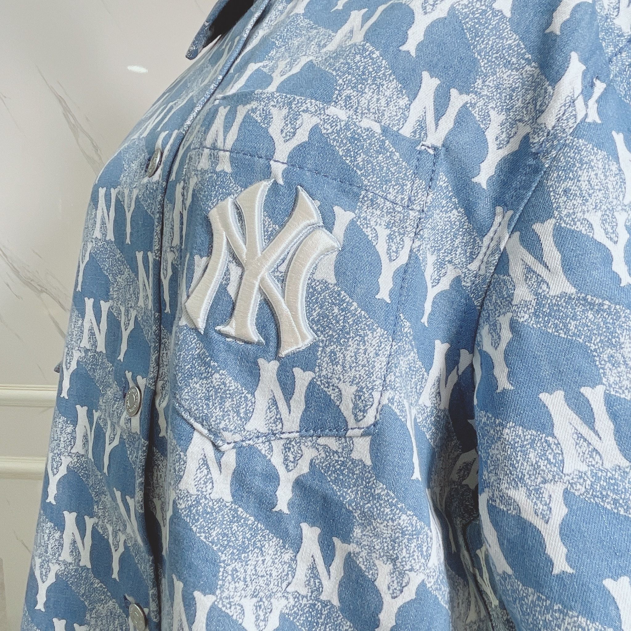1119 - HÀNG CHÍNH HÃNG - Áo Sơ Mi MLB - Jean Denim New York Yankees - XANH - CODE: 3FDRM0633-50SBL