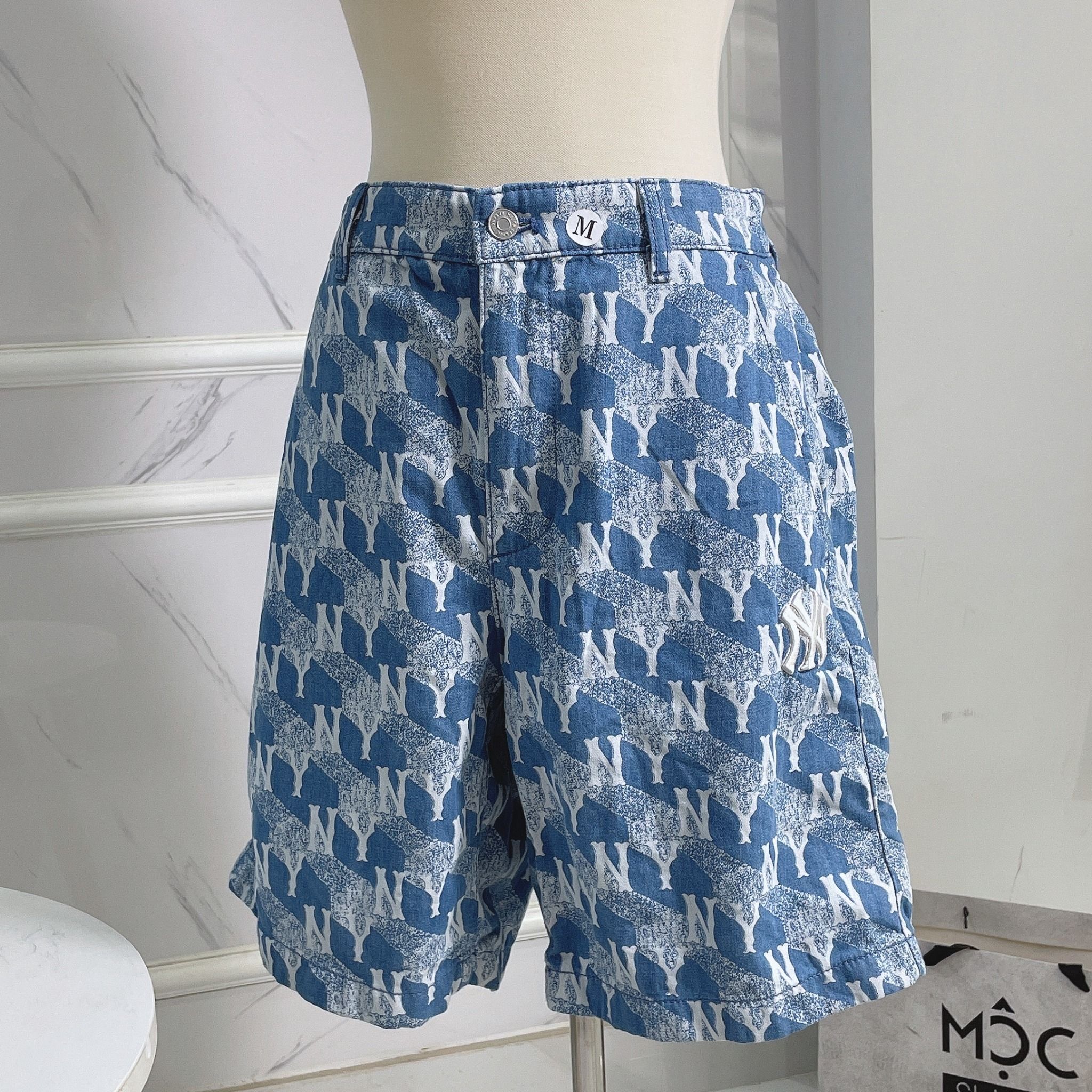 1123 - HÀNG CHÍNH HÃNG - QUẦN SHORTS JEANS MLB NEW YORK MONOGRAM - XANH NHẠT - CODE: 3LDPM0433