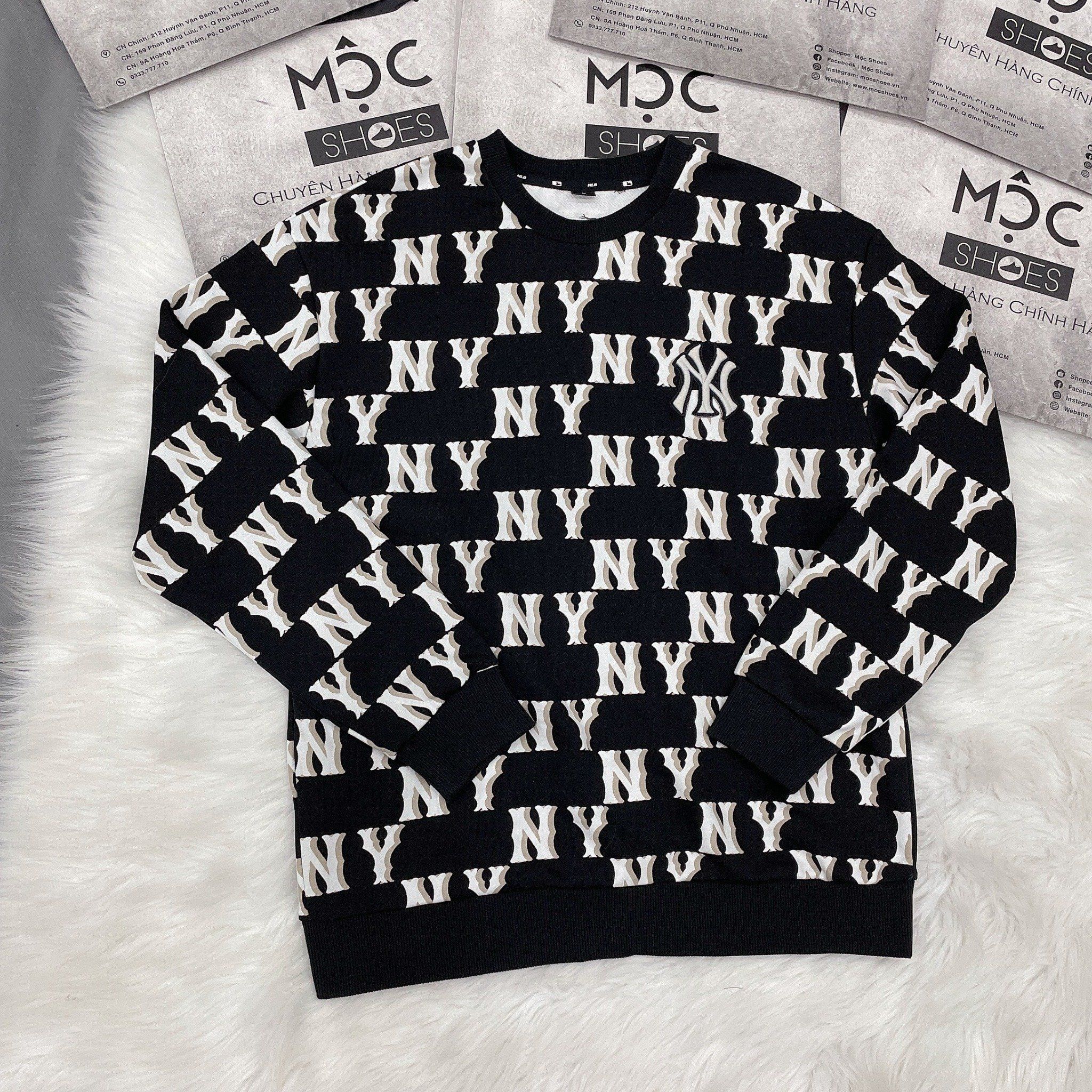 1181 - HÀNG CHÍNH HÃNG - ÁO SWEATER MLB MONOGRAM LOGO OVERFIT NEW YORK YANKEES - ĐEN - CODE: 3AMTM0231