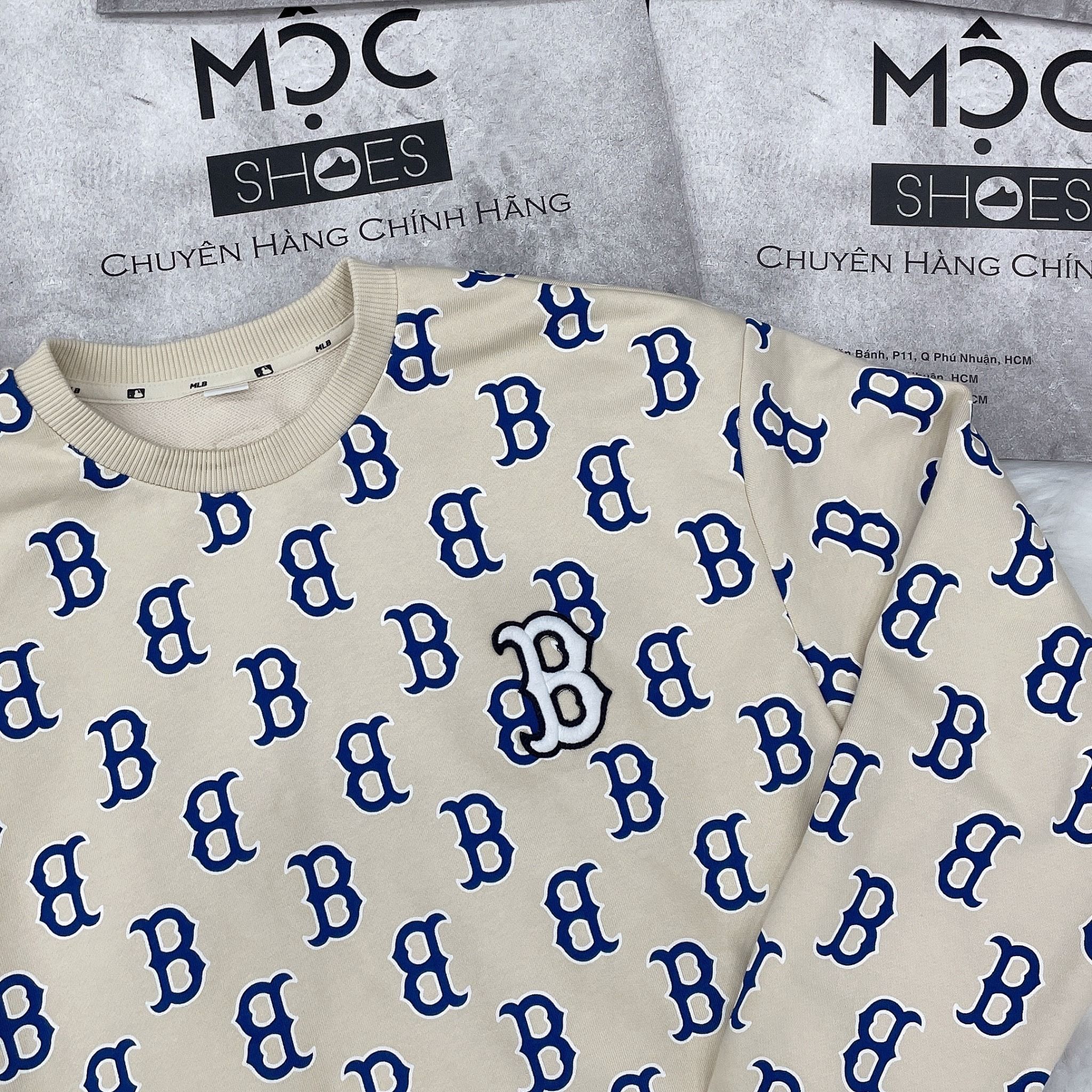 1180 - HÀNG CHÍNH HÃNG - ÁO SWEATER MLB MONOGRAM LOGO OVERFIT BOSTON RED SOX - BE - CODE: 3AMTM0231