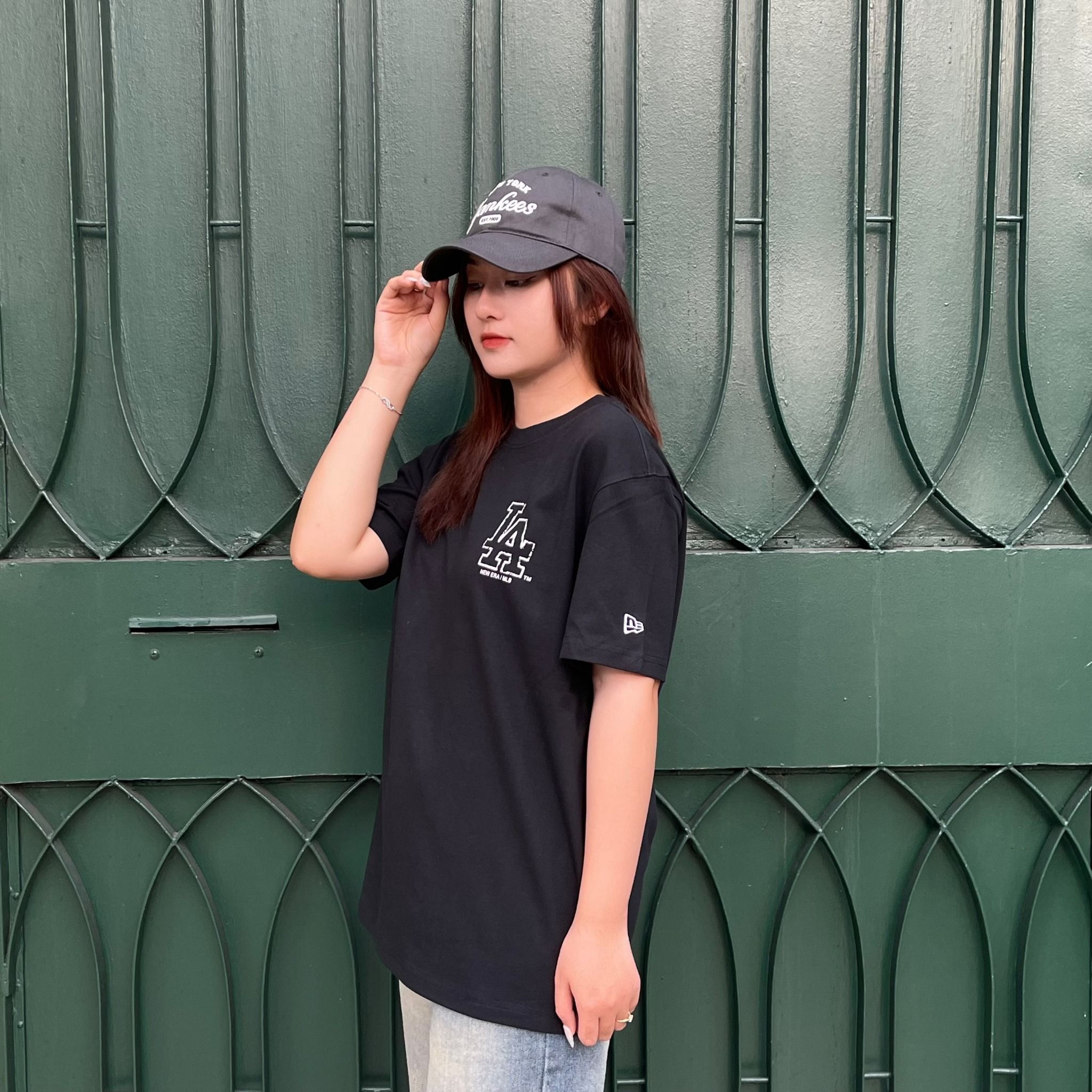 1183 - HÀNG CHÍNH HÃNG - ÁO THUN NEW ERA - PRINTED LOGO LA - ĐEN - CODE : 13565700