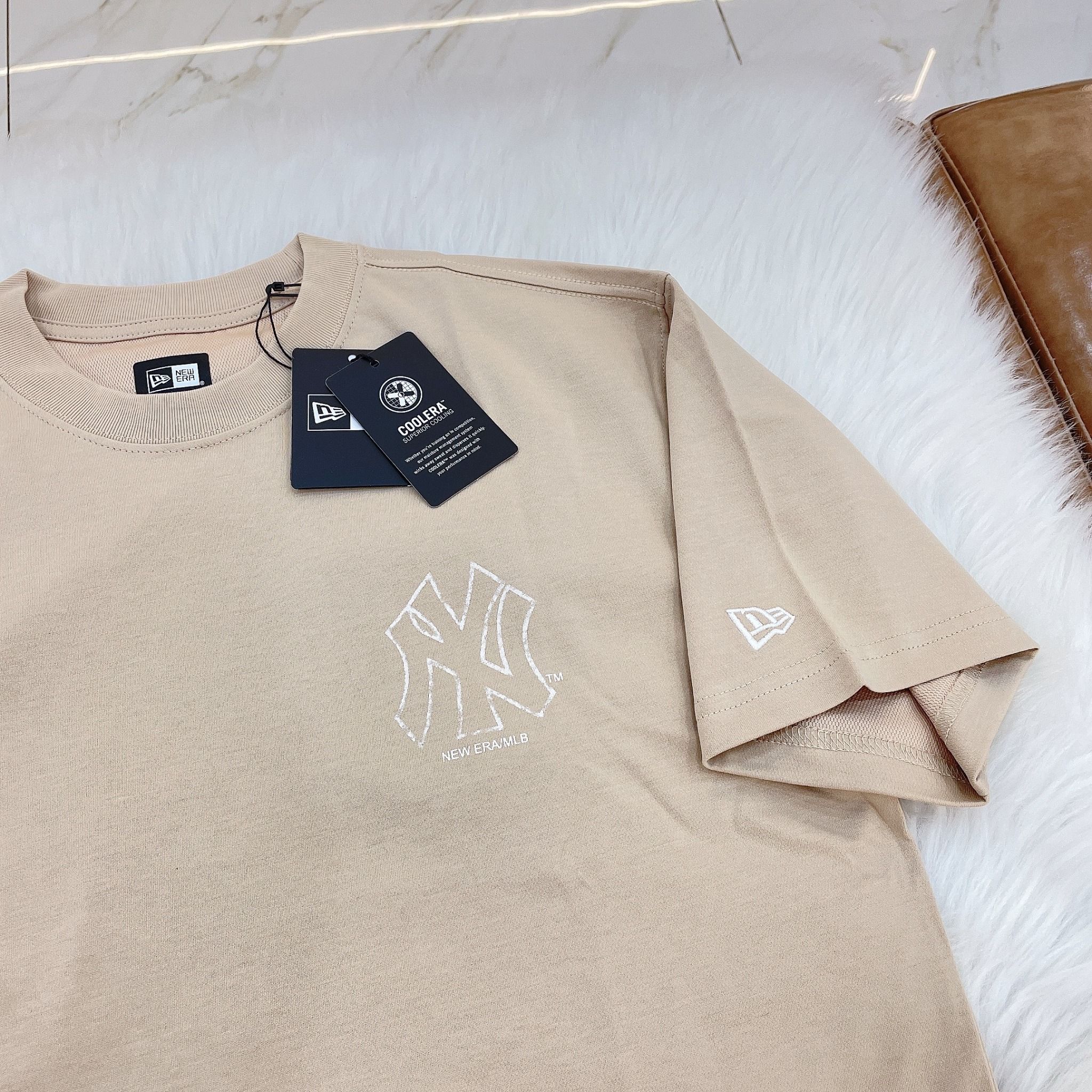 1186 - HÀNG CHÍNH HÃNG - ÁO THUN NEW ERA - PRINTED LOGO NY - BEGIE - CODE : 13560489