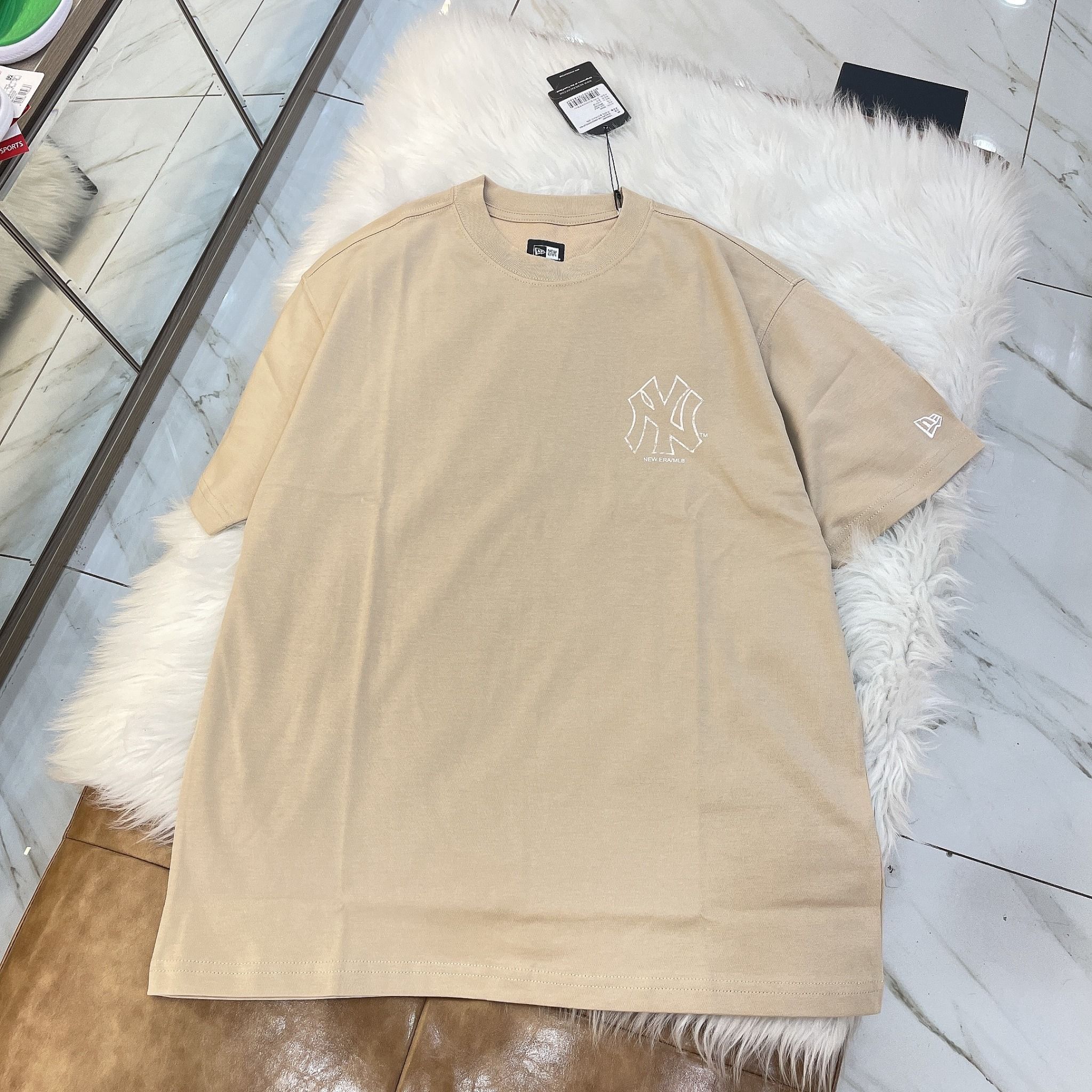 1186 - HÀNG CHÍNH HÃNG - ÁO THUN NEW ERA - PRINTED LOGO NY - BEGIE - CODE : 13560489