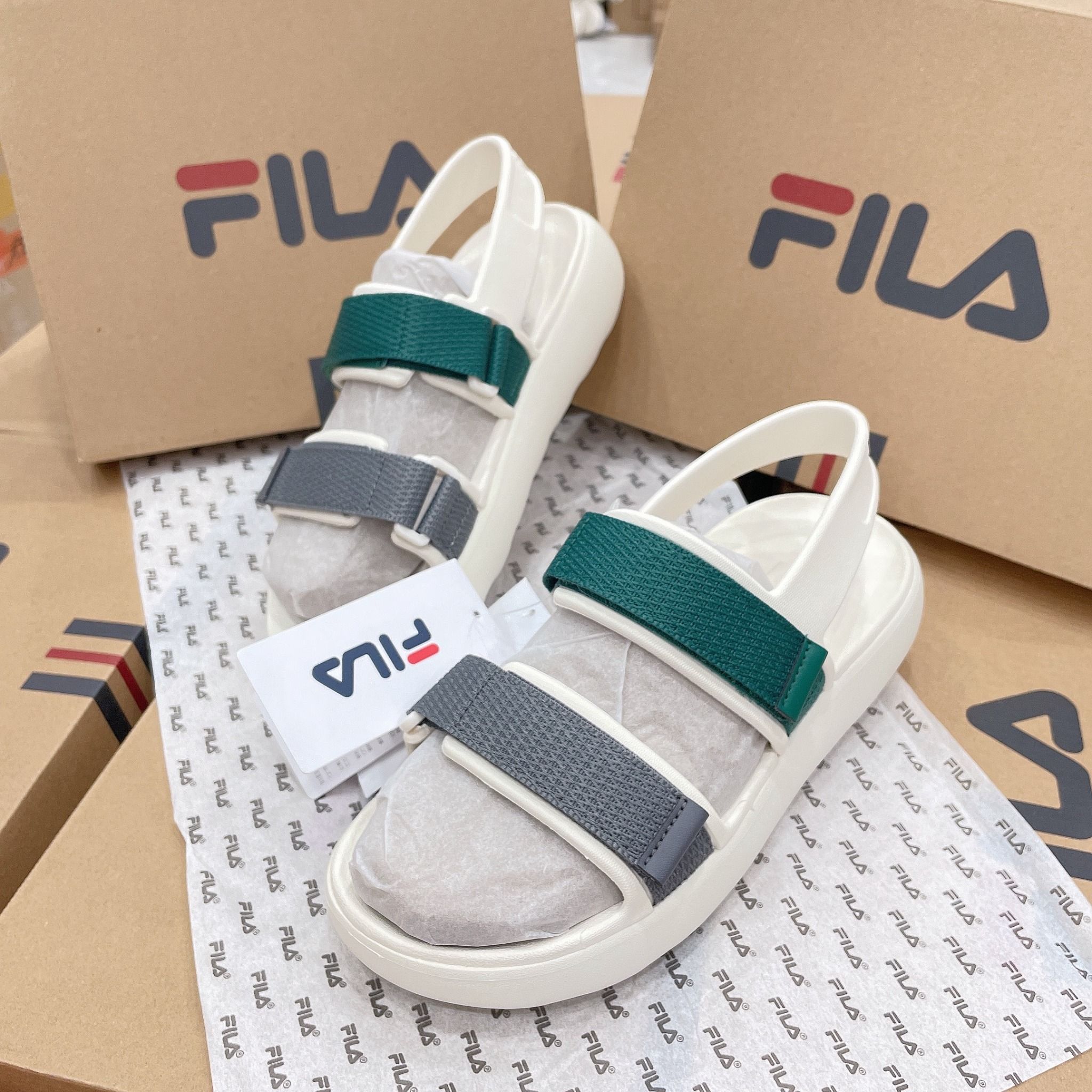 1189 - HÀNG CHÍNH HÃNG - GIÀY QUAI HẬU SANDAL FILA SURFY MÀU - * BE GREEN * - CODE : 1SM02573F 300