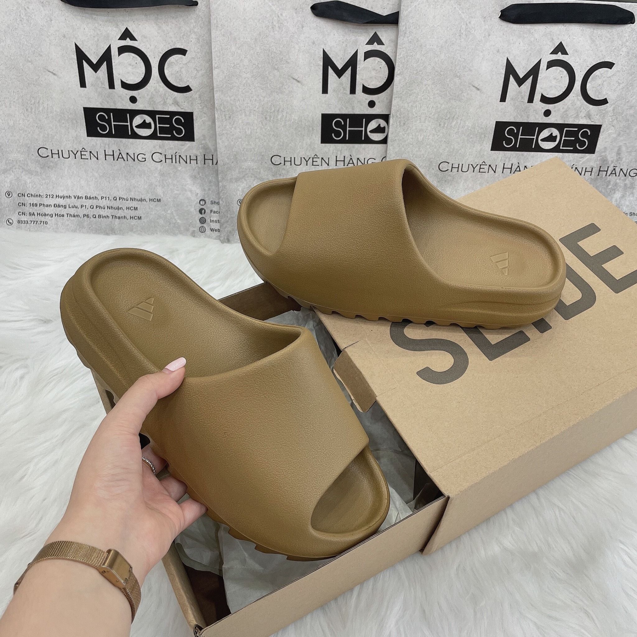  1103 - HÀNG CHÍNH HÃNG - ADIDAS YEEZY SLIDE OCHRE CODE :  GW1931 