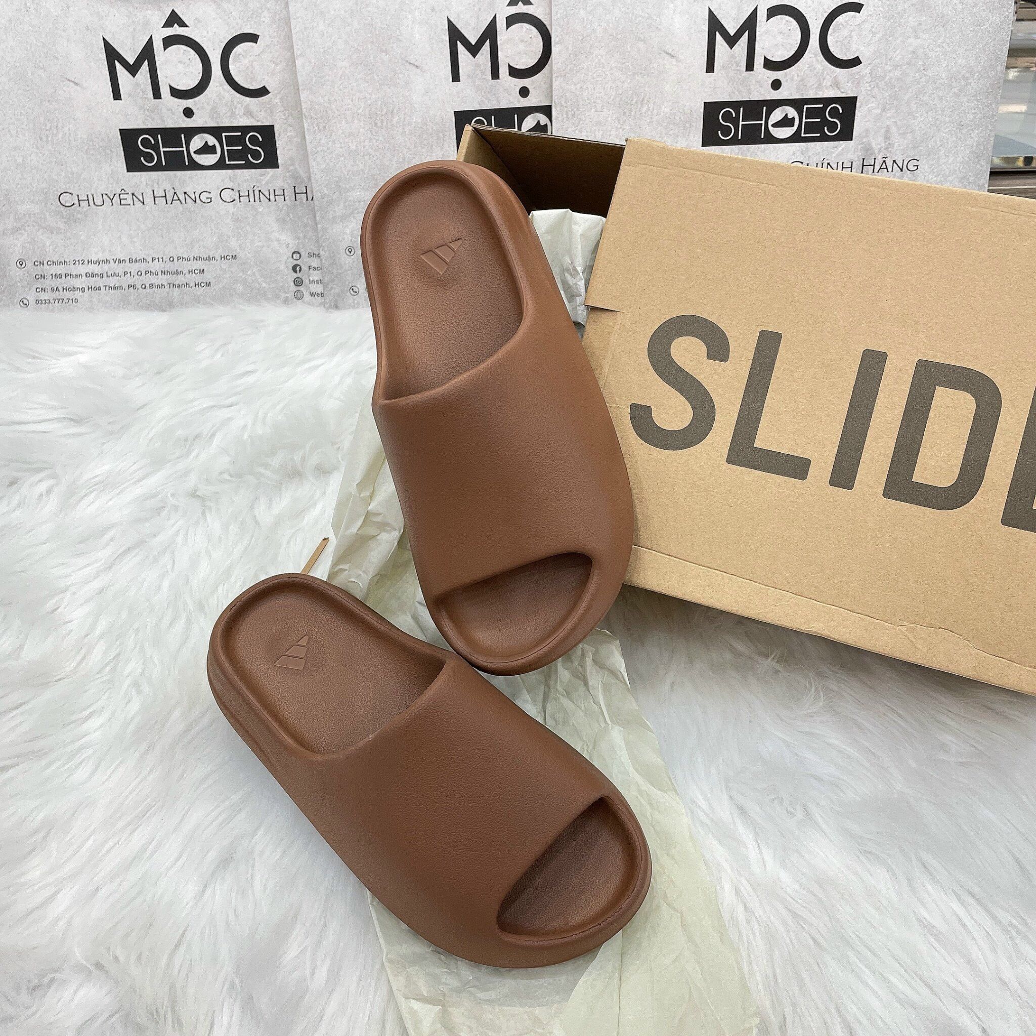  1100 - HÀNG CHÍNH HÃNG - DÉP Adidas Yeezy Slide ' FLAX ' - CODE : FZ5896 