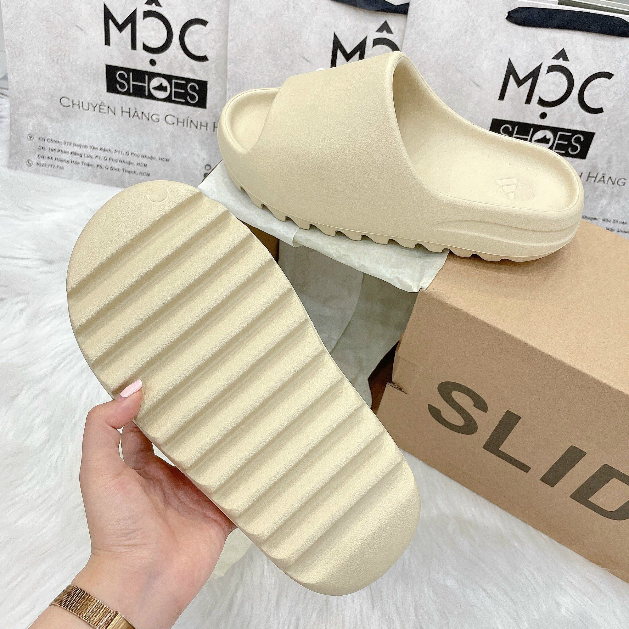 1220 - HÀNG CHÍNH HÃNG - Dép adidas Yeezy Slide Bone CODE : FZ5897