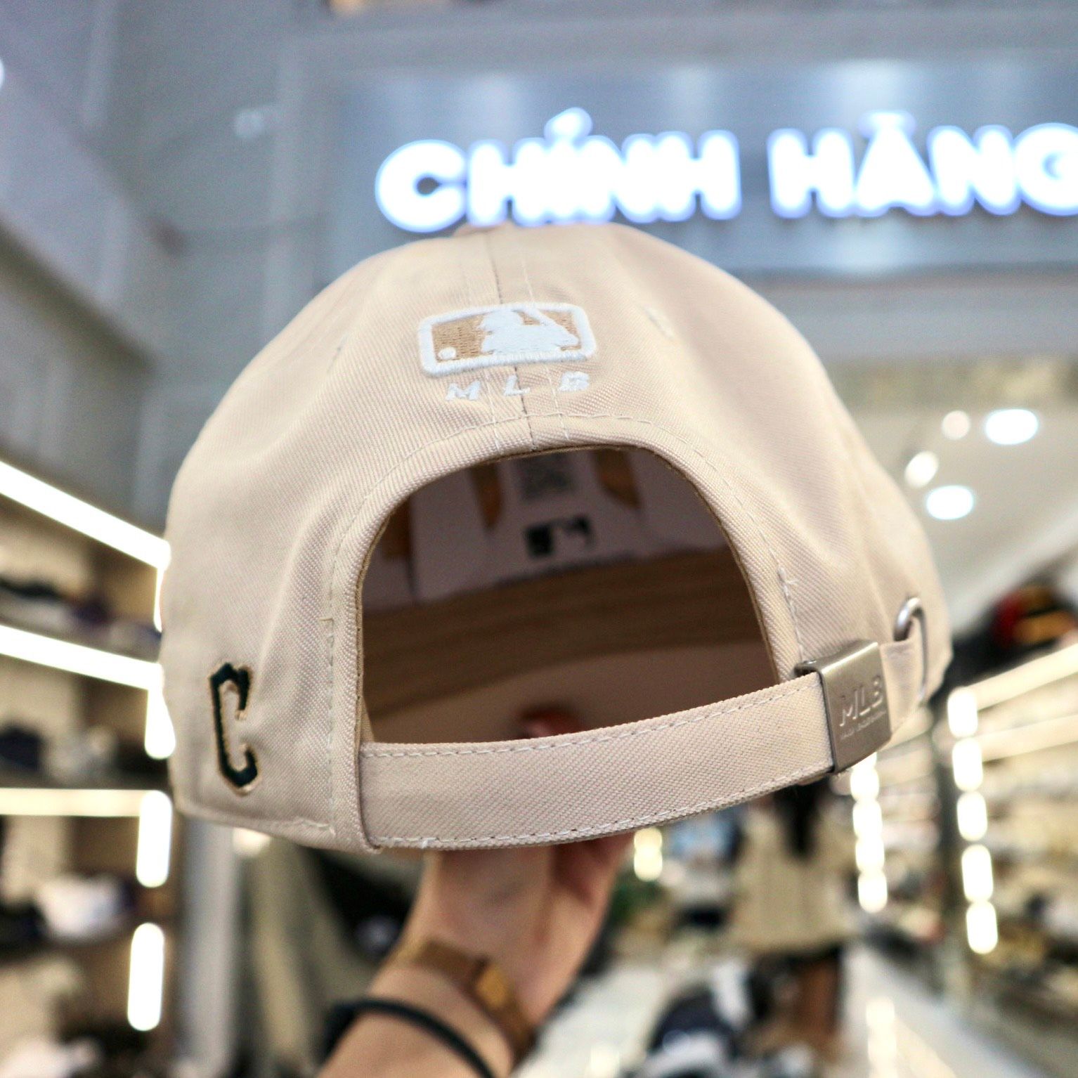 1206 - HÀNG CHÍNH HÃNG - Mũ - Nón MLB Varsity Lettering Cleveland Guardians - Begie