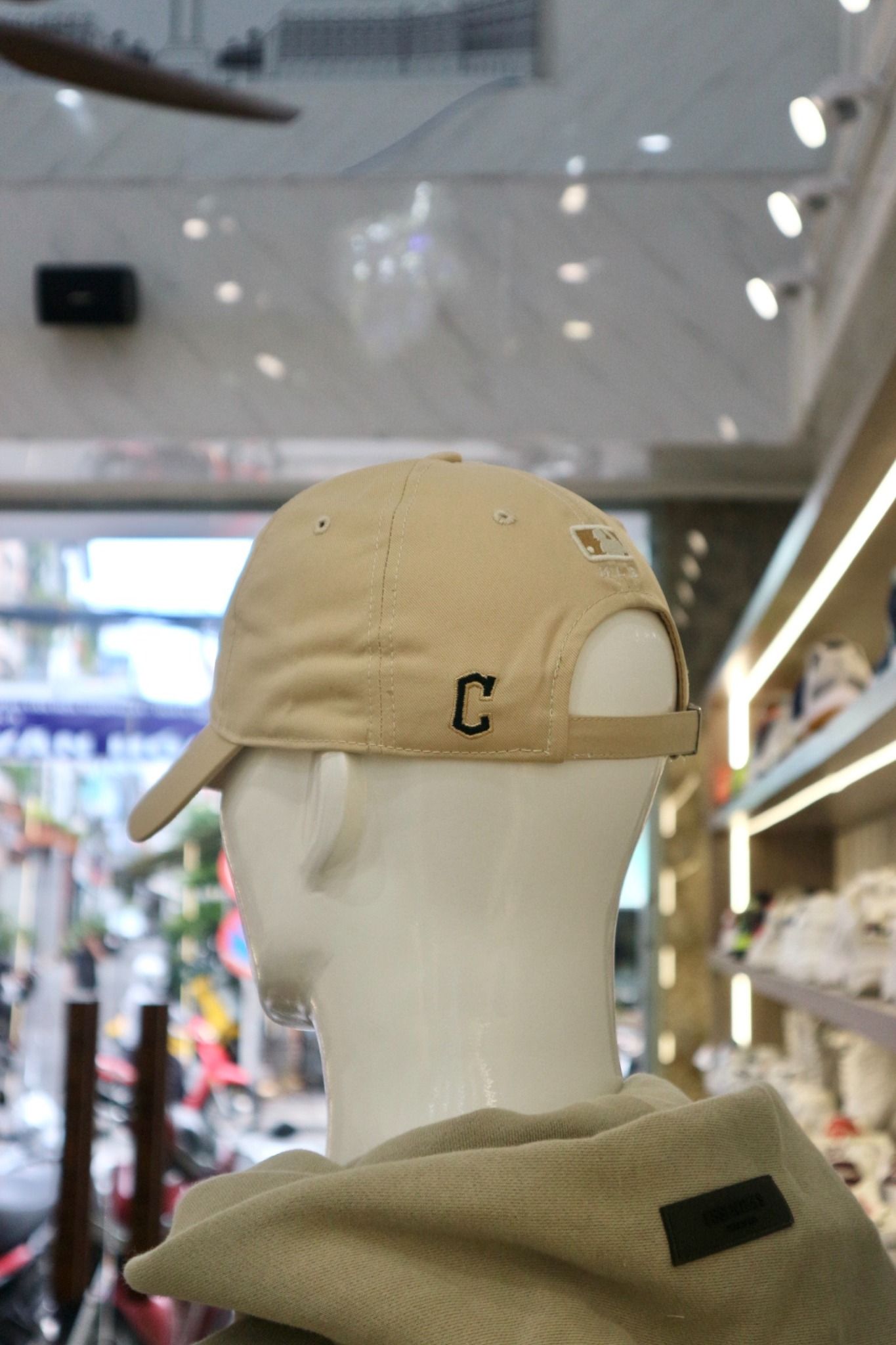1206 - HÀNG CHÍNH HÃNG - Mũ - Nón MLB Varsity Lettering Cleveland Guardians - Begie